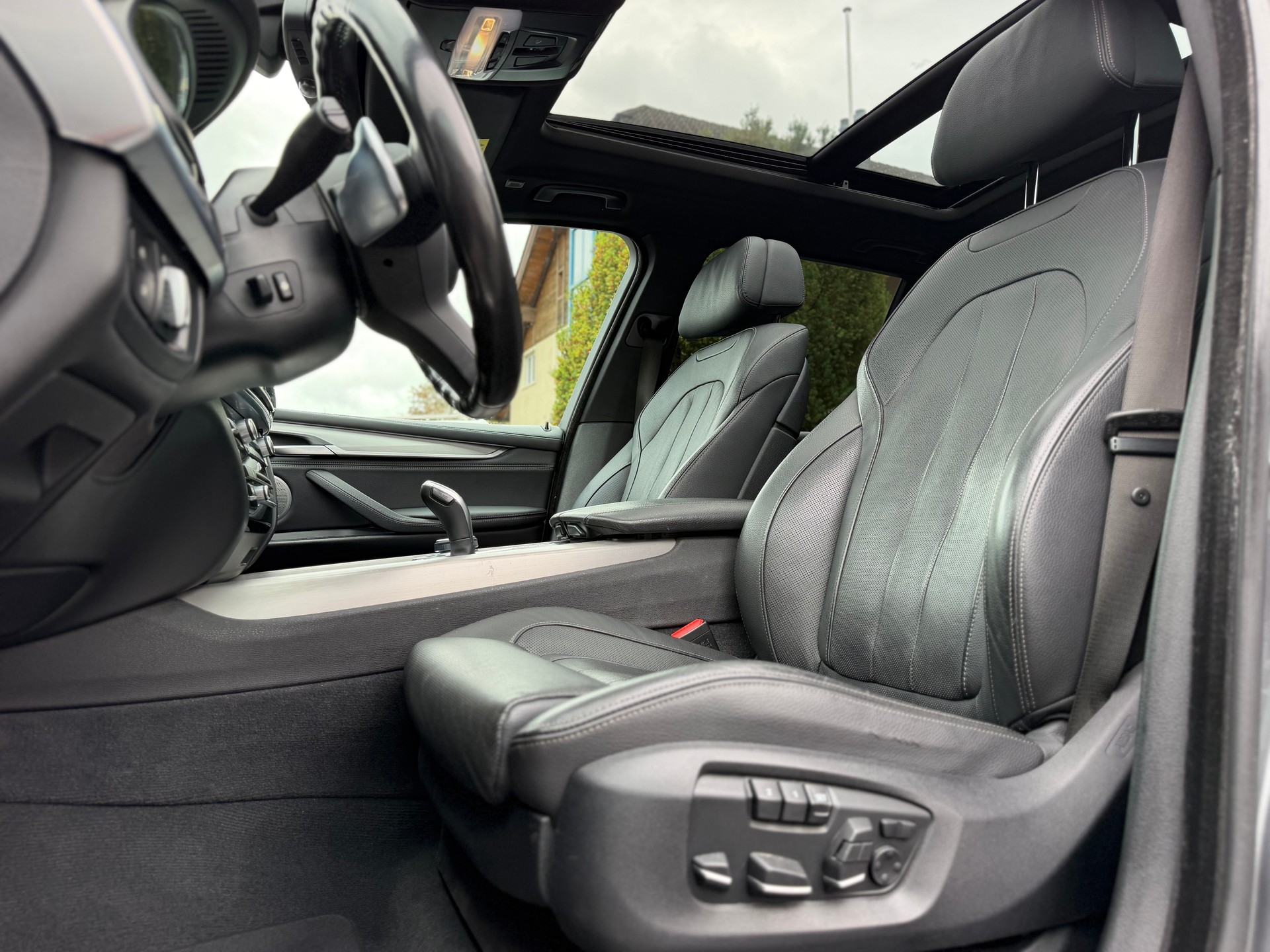 BMW X5 xDrive M50d Pure M Sport Plus Steptronic-image-10