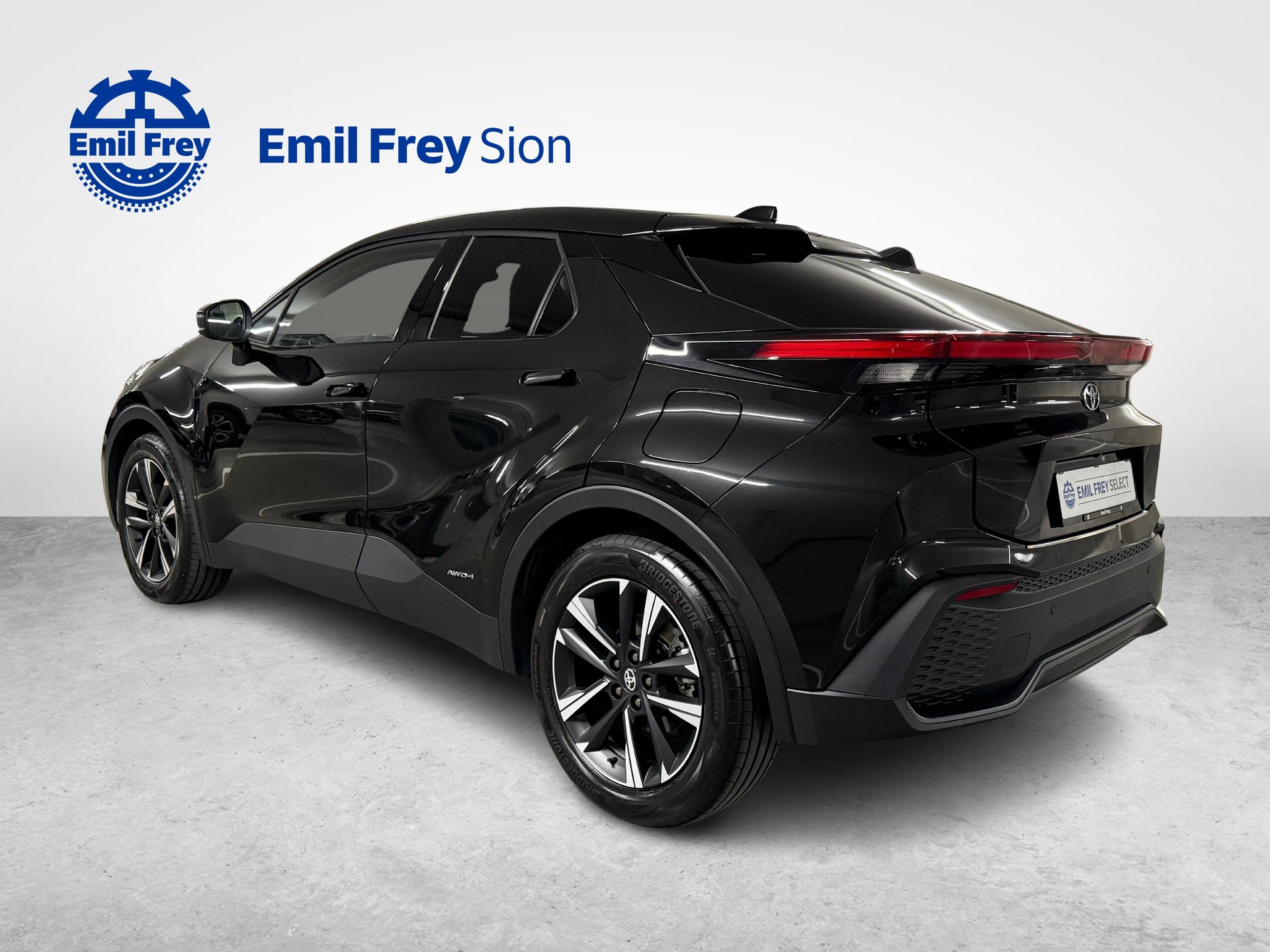 TOYOTA C-HR 2.0 HEV Trend 4x4-image-3