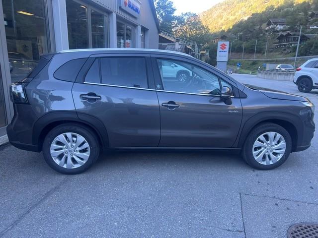 SUZUKI S-Cross 1.4 T Piz Sulai Hybrid 4x4-image-10