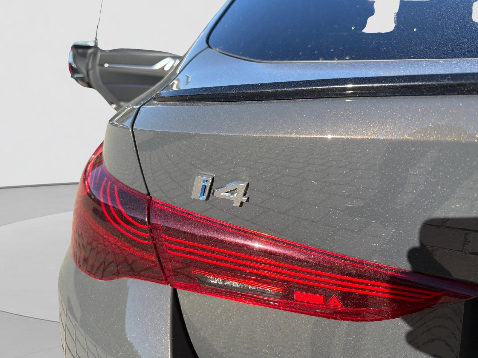 BMW i4 G26 Limousine xDrive40-image-13