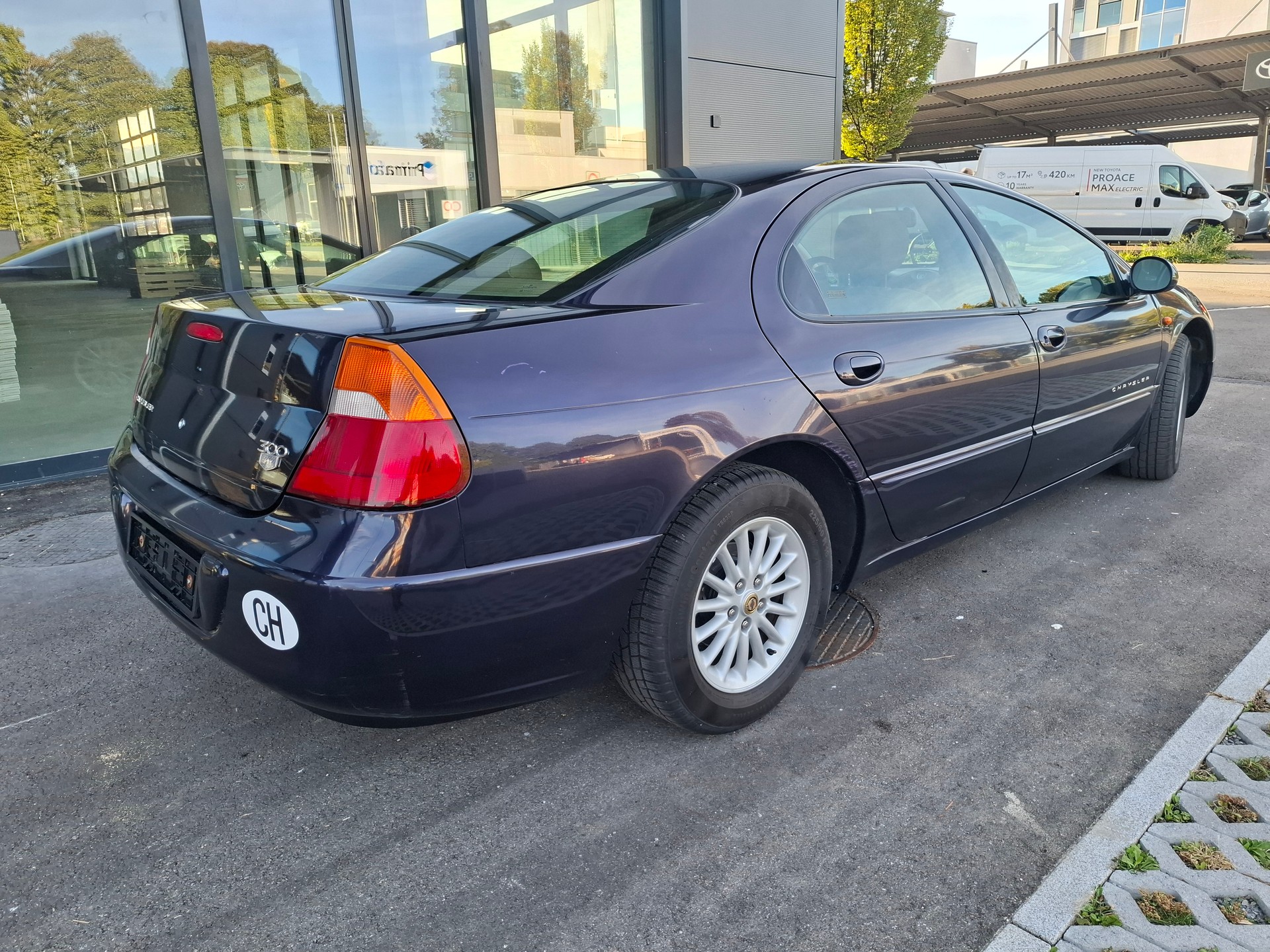 CHRYSLER 300M-image-1