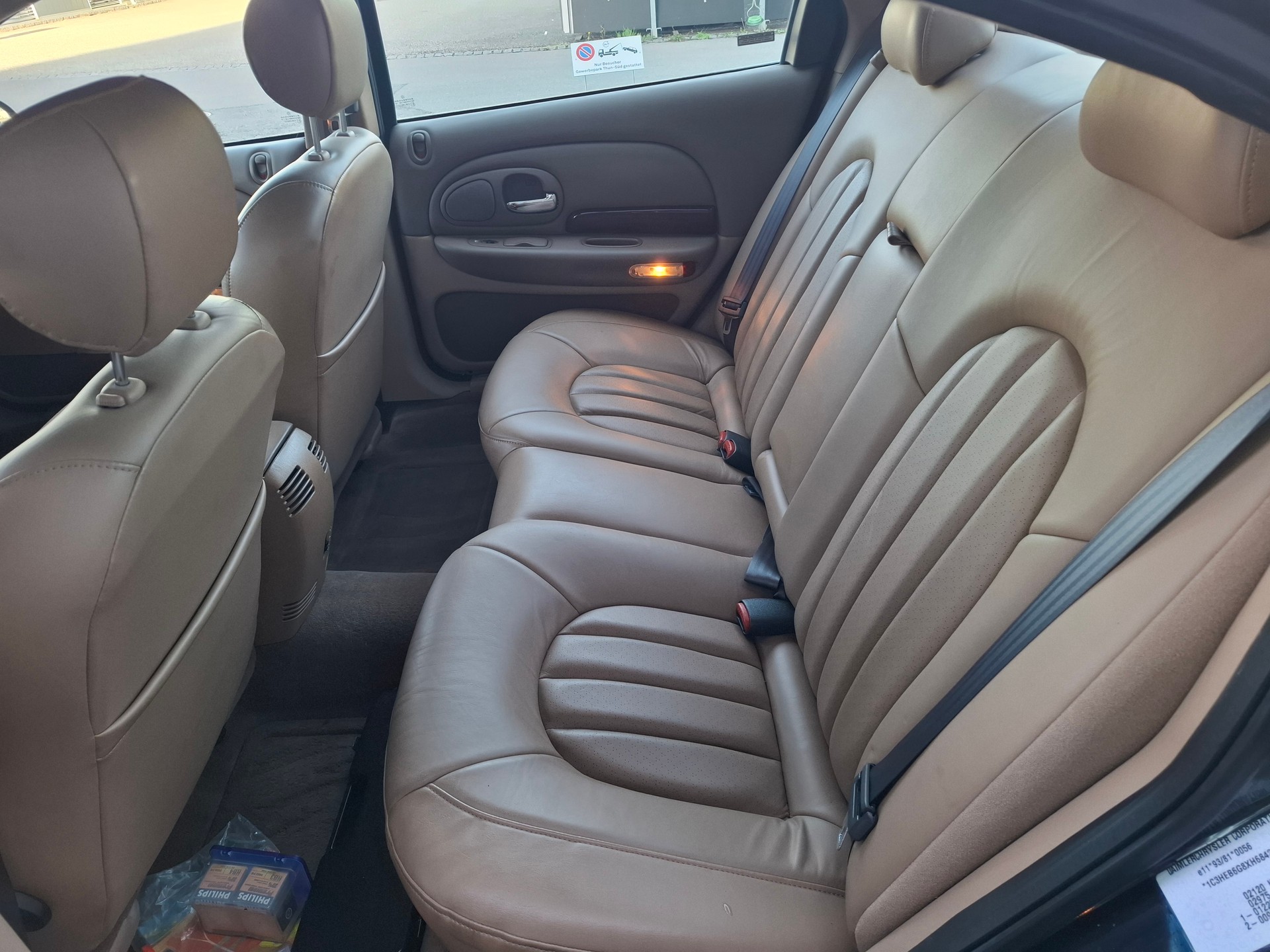 CHRYSLER 300M-image-6