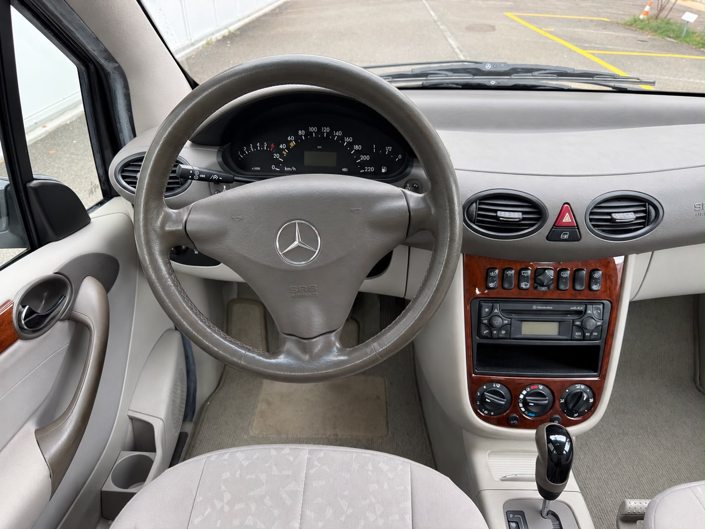 MERCEDES-BENZ A 160 L Elégance-image-10