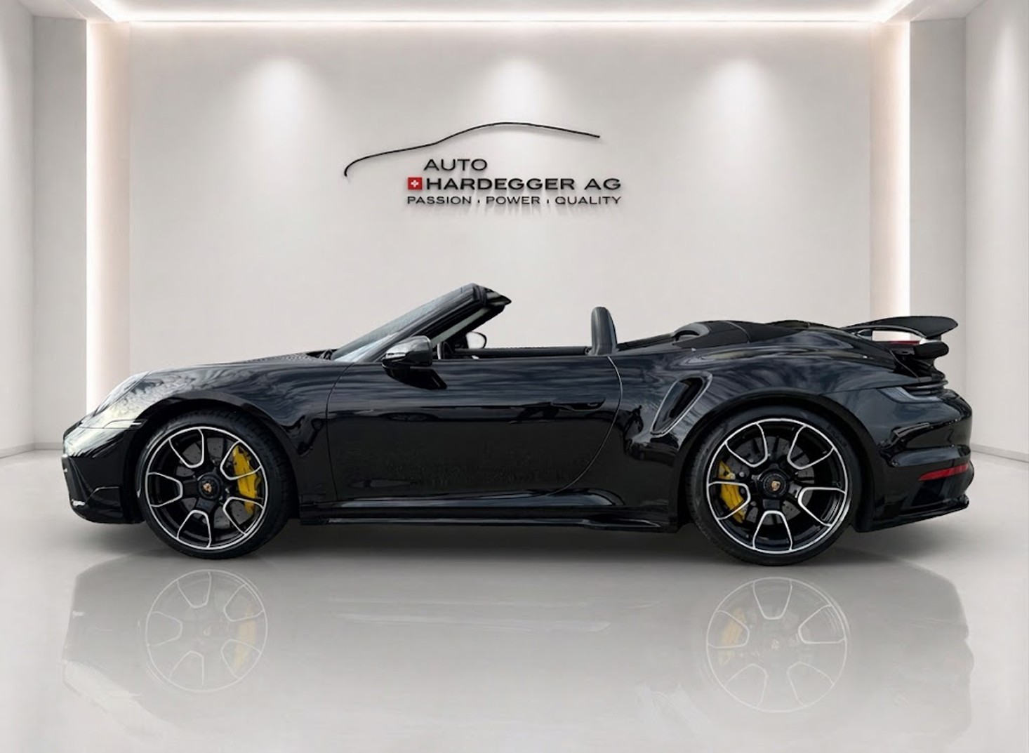 PORSCHE 911 Turbo S Cabriolet PDK / Approved-12.29 / PDCC / Lift / Burmester / CH-Auto-image-18