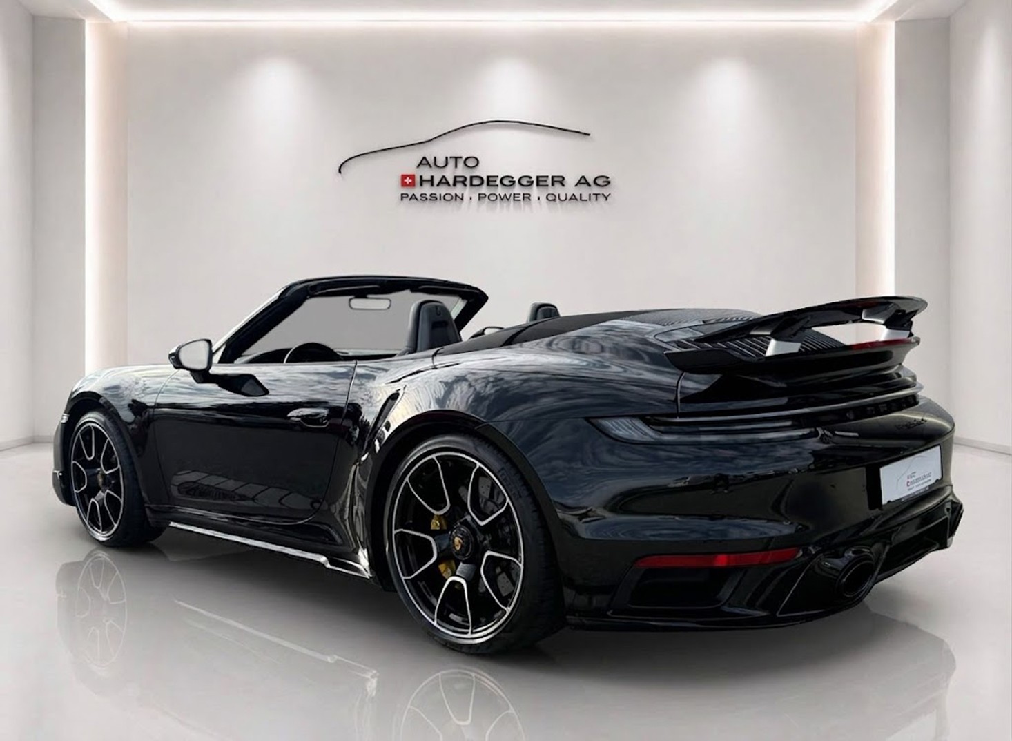 PORSCHE 911 Turbo S Cabriolet PDK / Approved-12.29 / PDCC / Lift / Burmester / CH-Auto-image-13