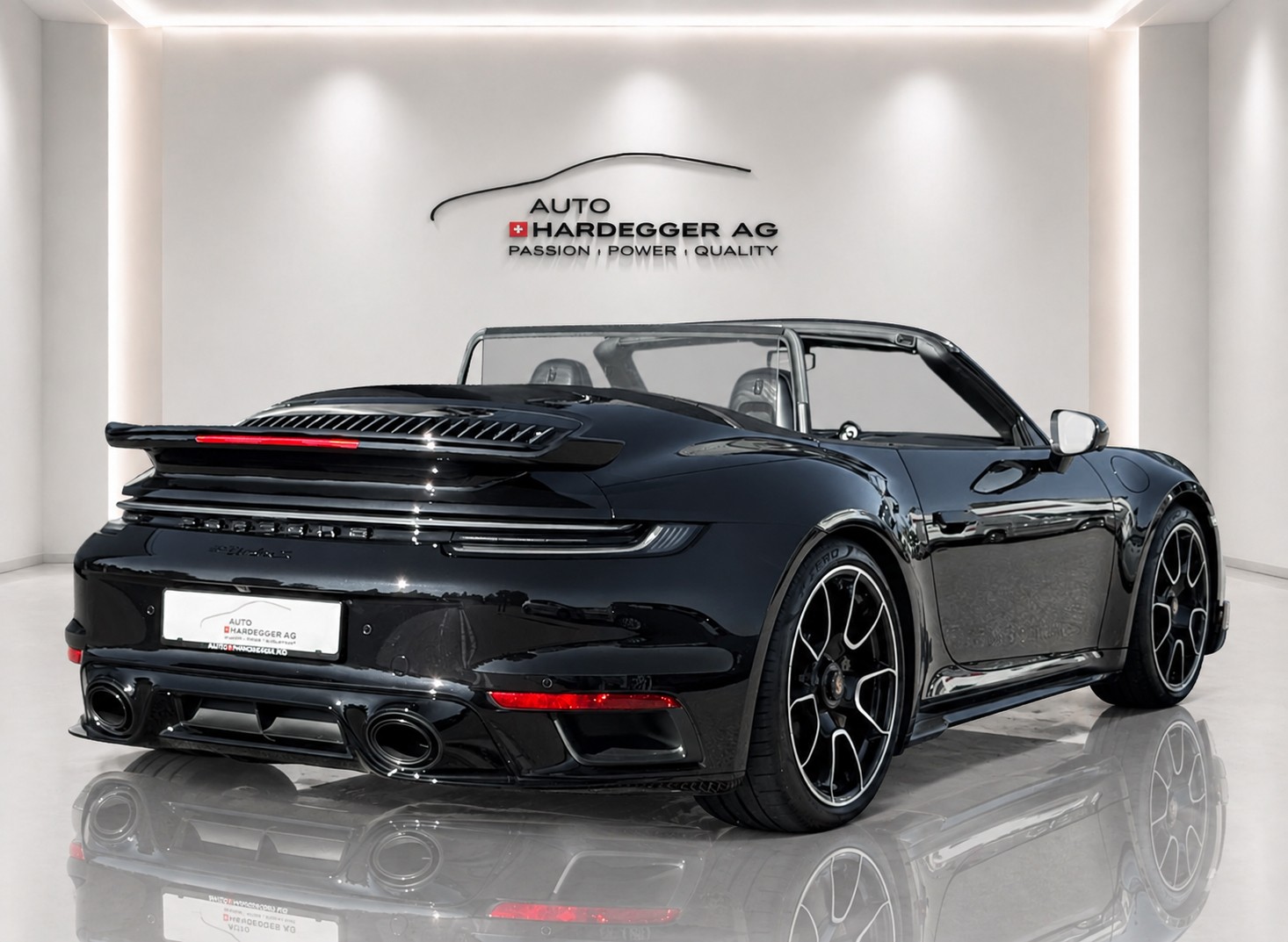 PORSCHE 911 Turbo S Cabriolet PDK / Approved-12.29 / PDCC / Lift / Burmester / CH-Auto-image-22