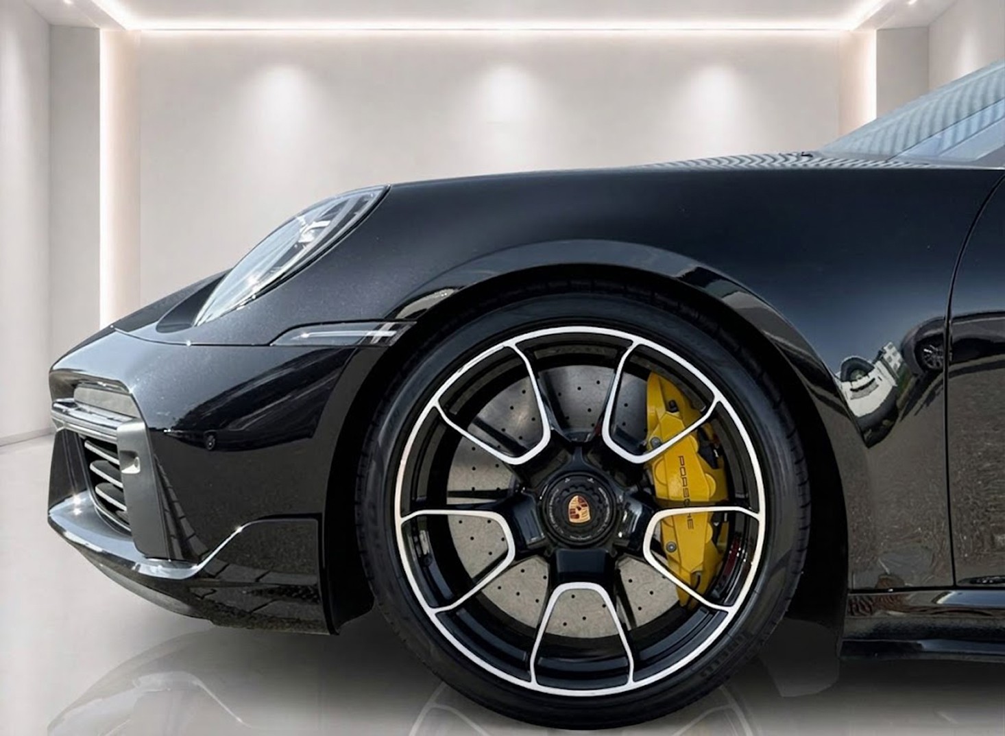 PORSCHE 911 Turbo S Cabriolet PDK / Approved-12.29 / PDCC / Lift / Burmester / CH-Auto-image-11