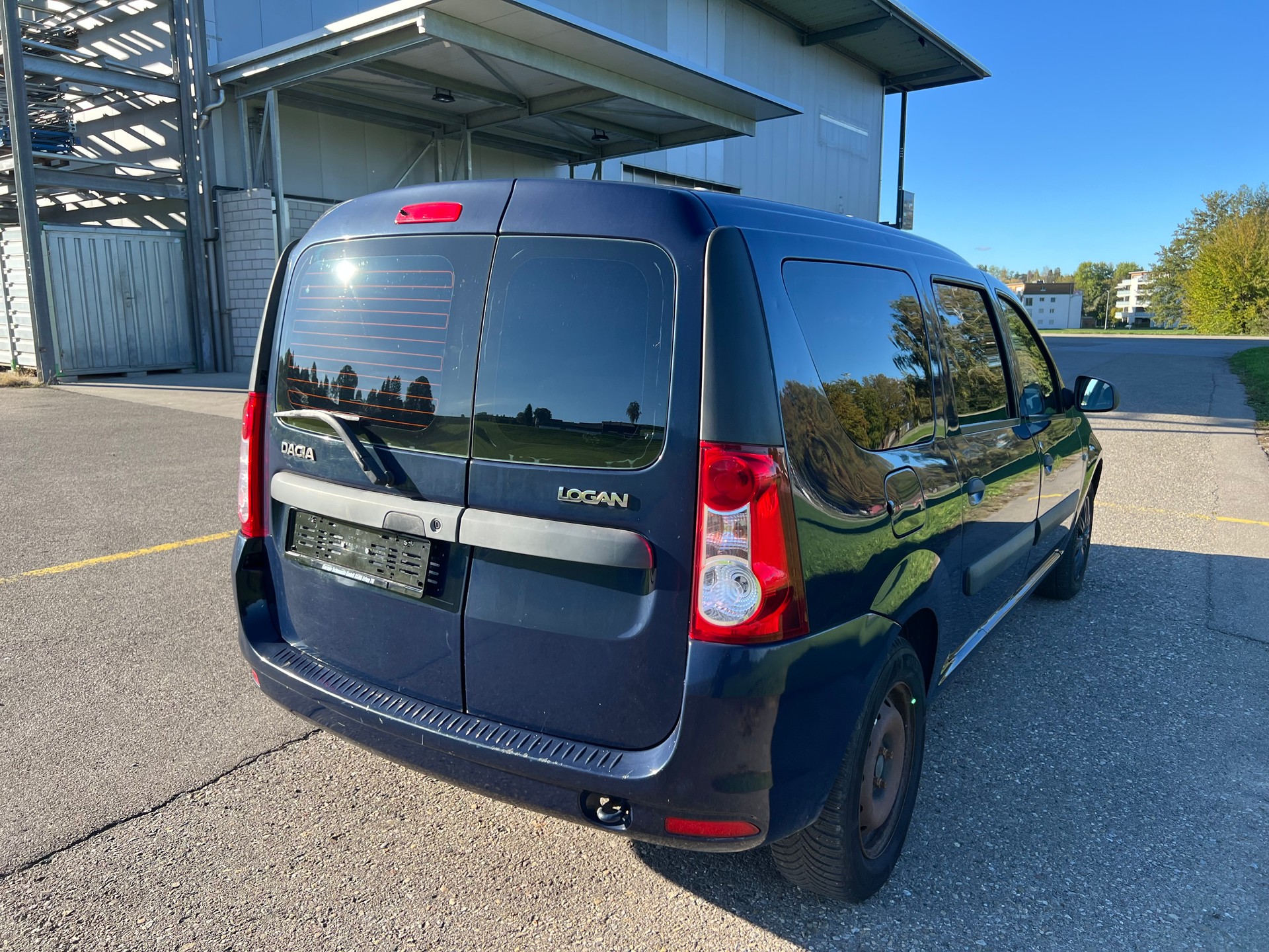 DACIA Logan 1.5 dCi Ambiance-image-6