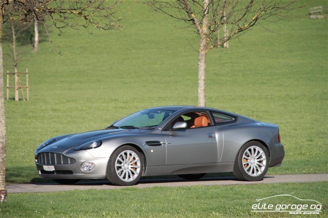 ASTON MARTIN Vanquish V12-image-0