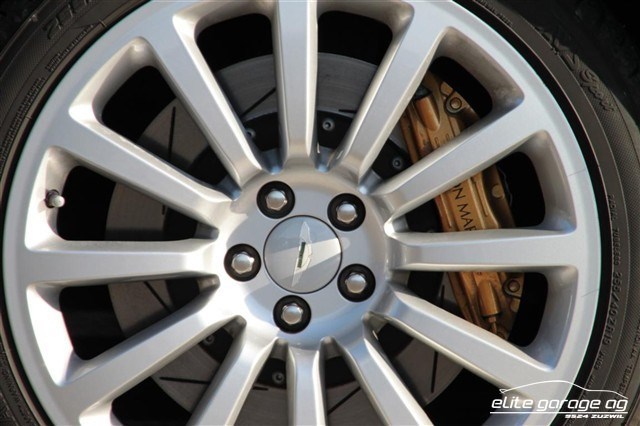 ASTON MARTIN Vanquish V12-image-6
