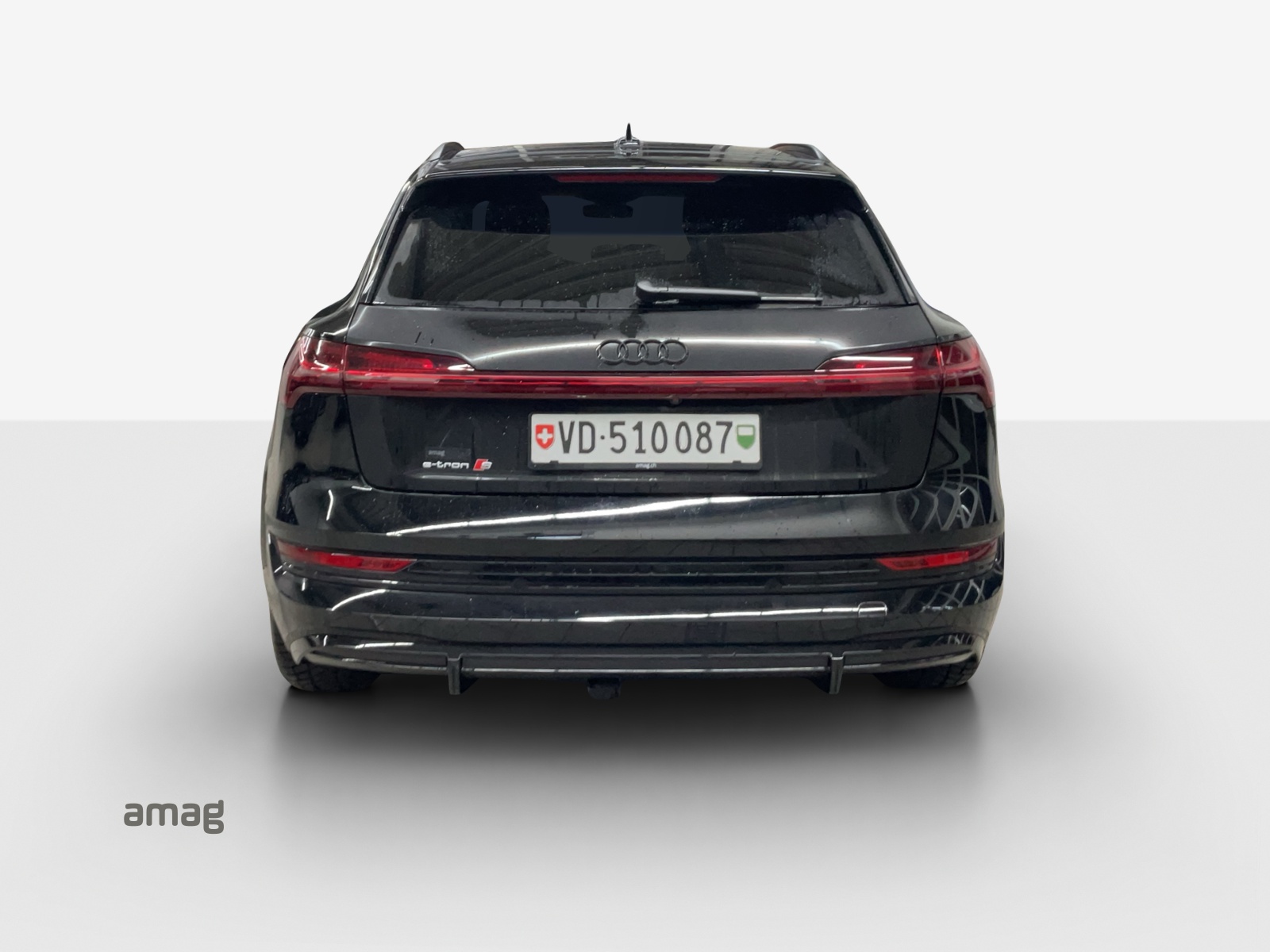 AUDI e-tron S quattro-image-3