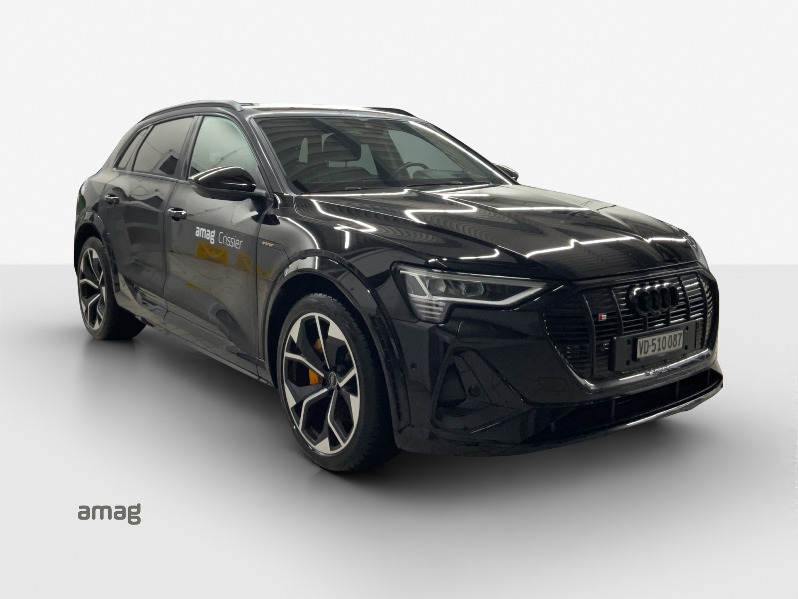 AUDI e-tron S quattro-image-5