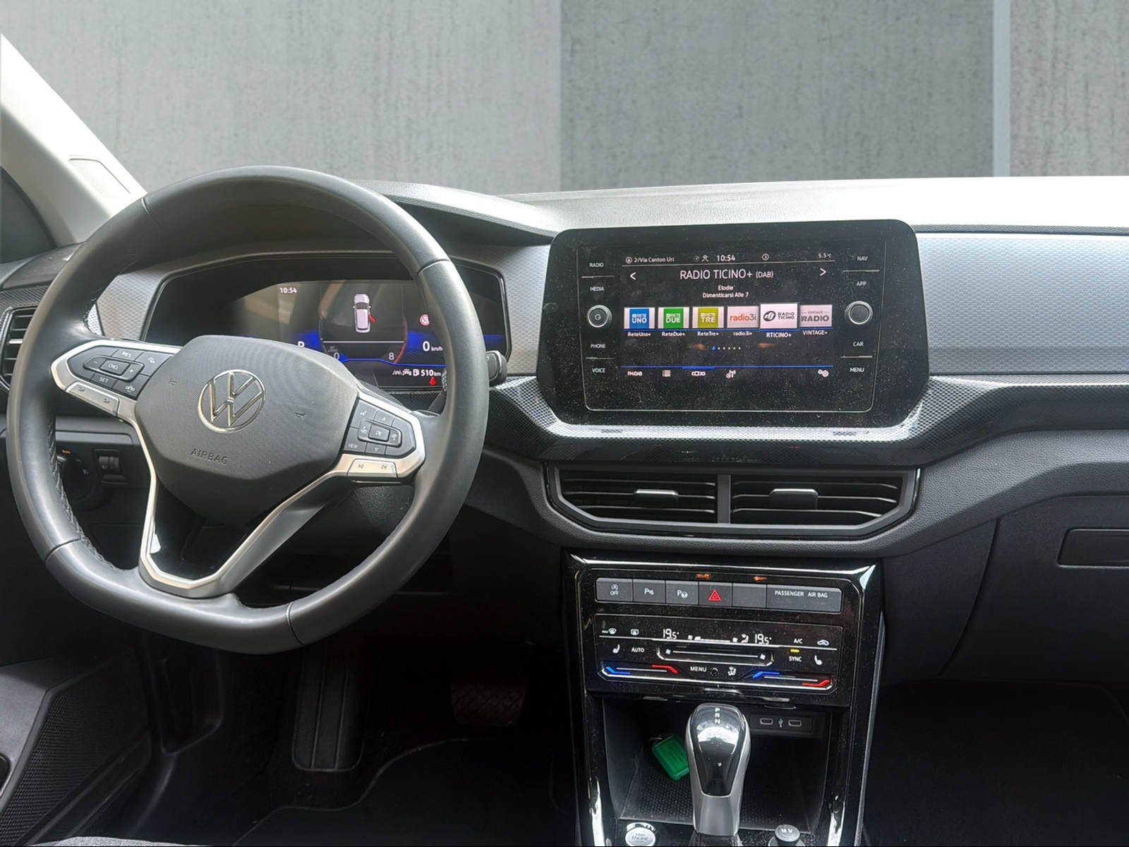 VW T-Cross 1.0 TSI EVO Life DSG-image-15