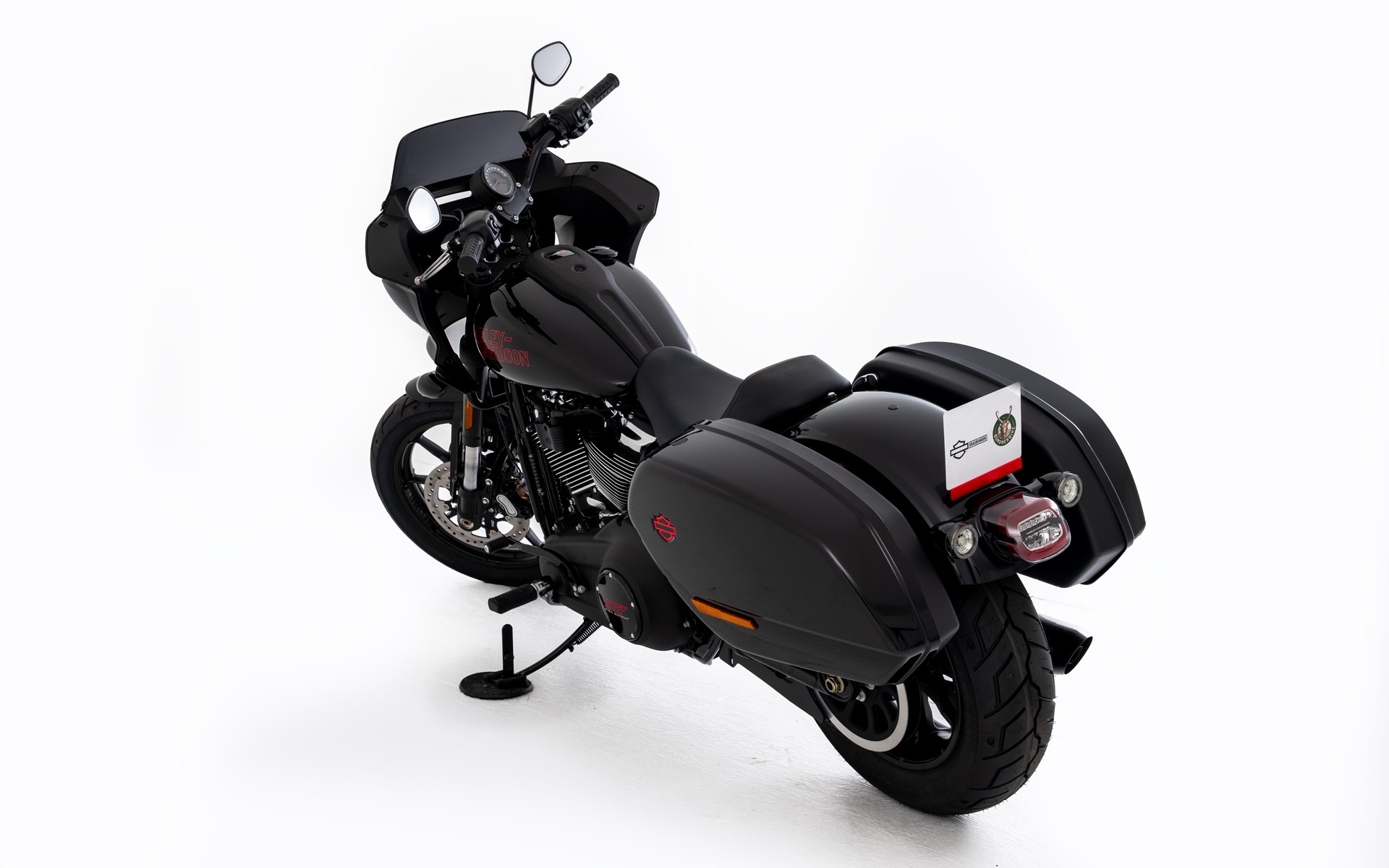HARLEY-DAVIDSON Low Rider ST 117-showroom-element-3