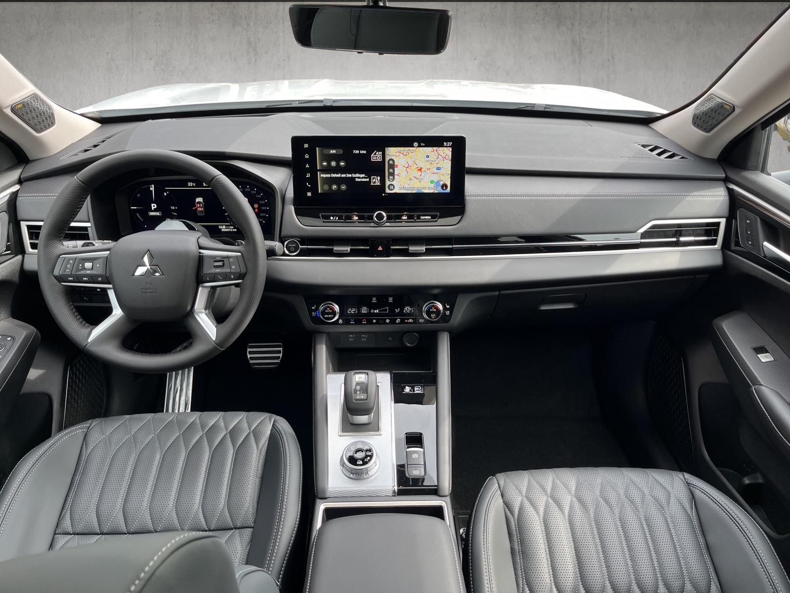 MITSUBISHI Outlander 2.4 PHEV Instyle 4x4-image-10