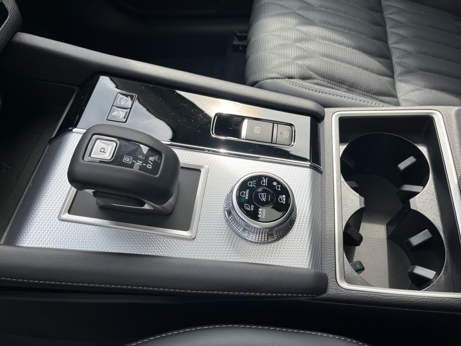 MITSUBISHI Outlander 2.4 PHEV Instyle 4x4-image-12