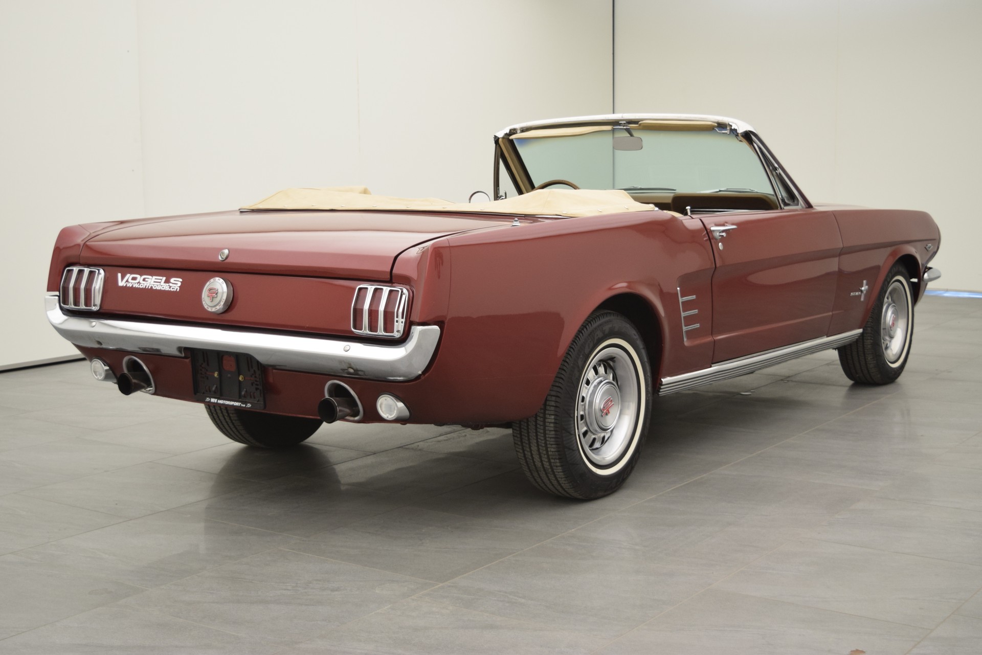 FORD Mustang GT Convertible V8 A-Code-image-4
