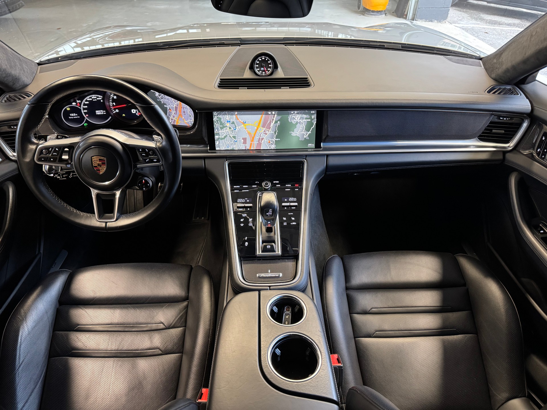 PORSCHE Panamera Turbo PDK-image-9