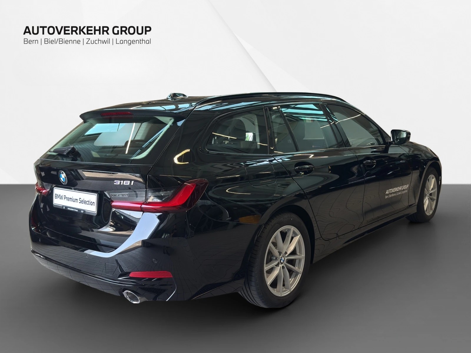 BMW 318i Touring-image-5