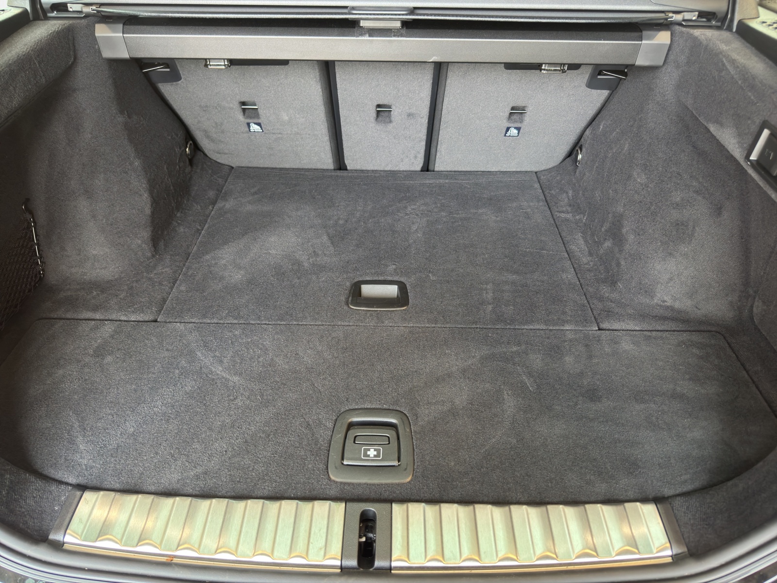BMW 318i Touring-image-14