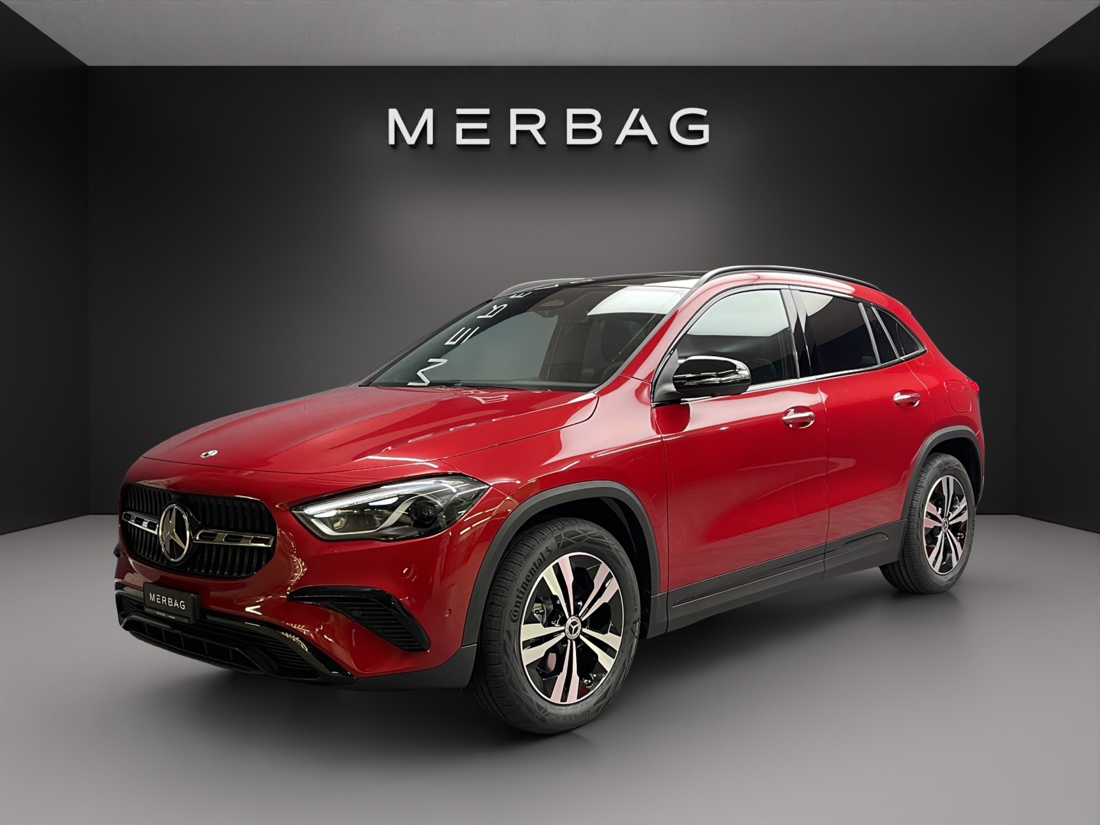MERCEDES-BENZ GLA 200 7G-DCT Night Star — slika 1