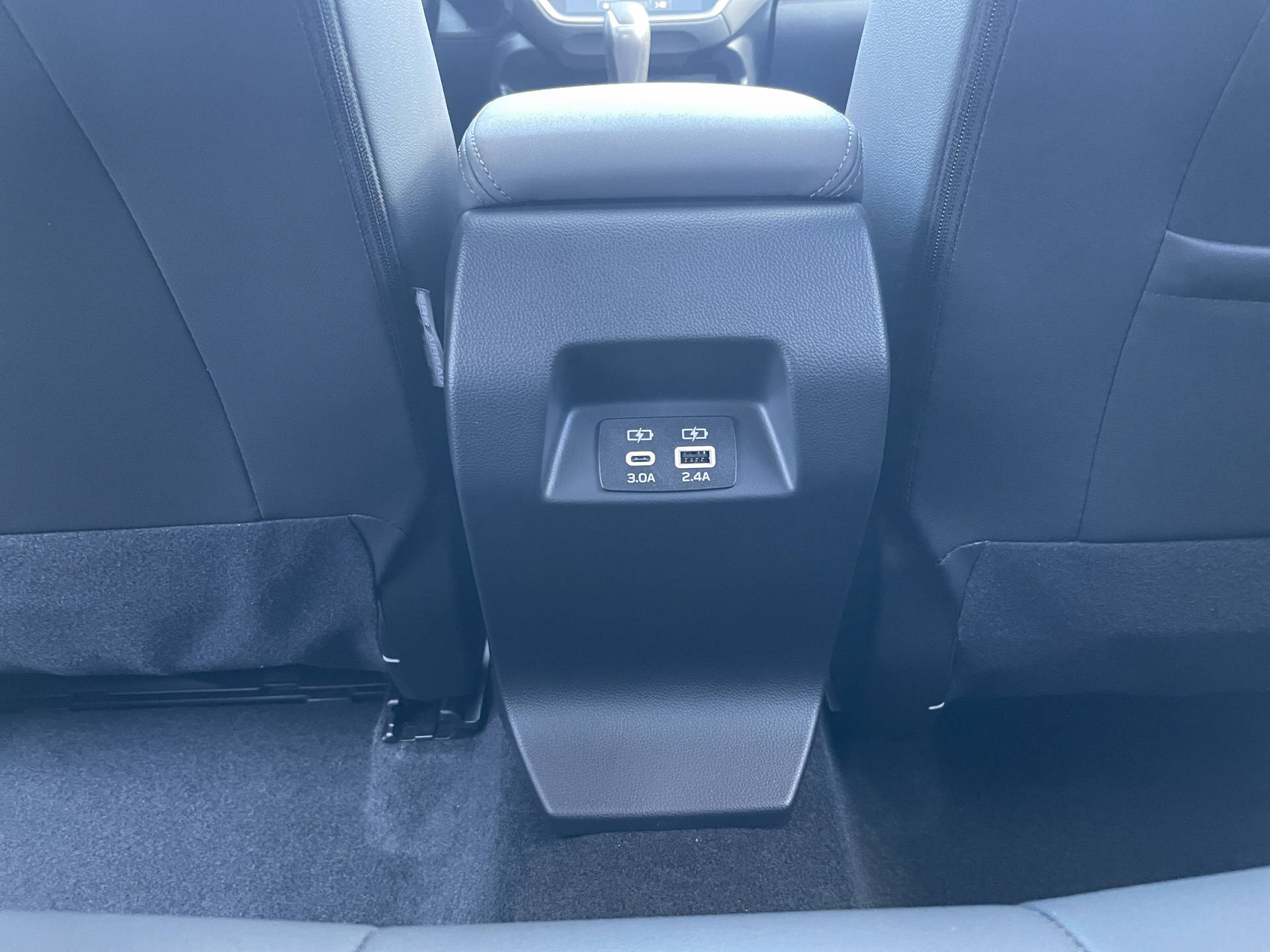 SUBARU Crosstrek 2.0i e-Boxer Luxury-image-15