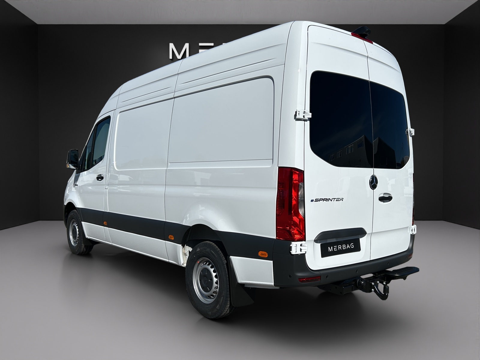 MERCEDES-BENZ eSprinter 320 PRO KA 3665mm S Worker-image-3