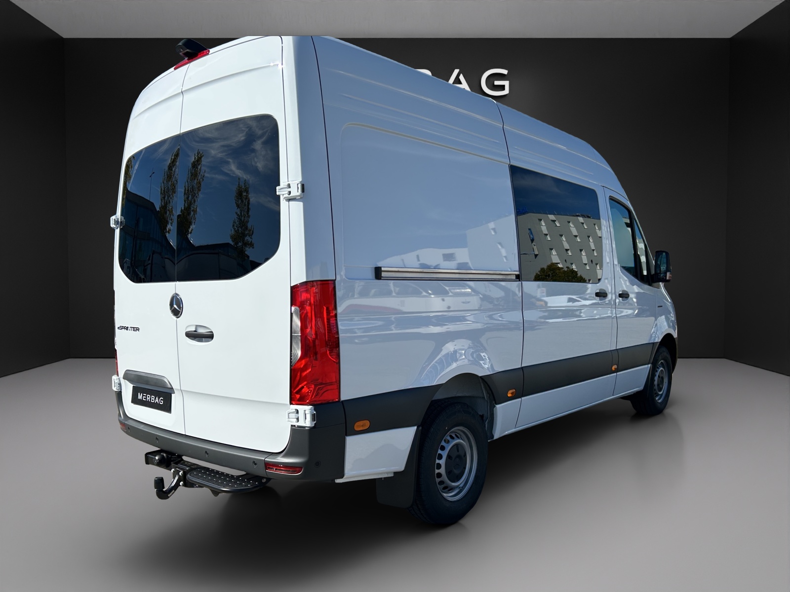 MERCEDES-BENZ eSprinter 320 PRO KA 3665mm S Worker-image-6