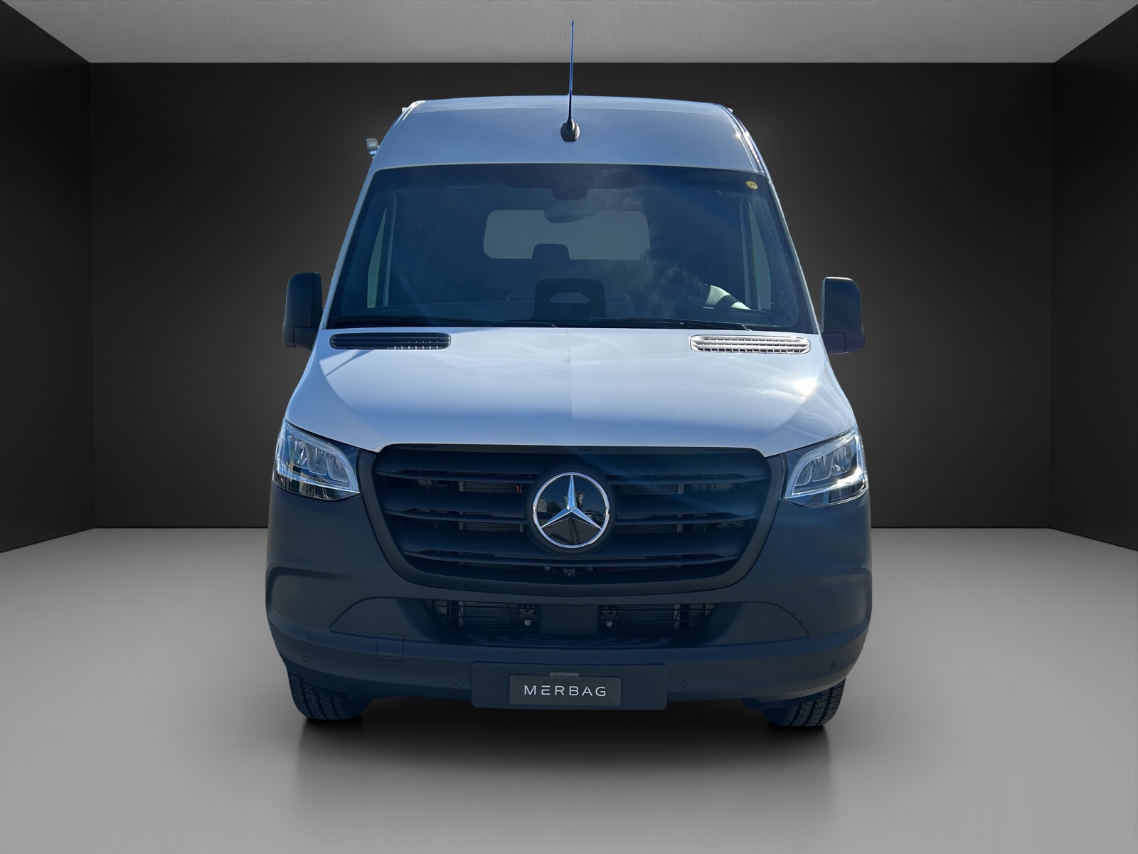 MERCEDES-BENZ eSprinter 320 PRO KA 3665mm S Worker-image-1
