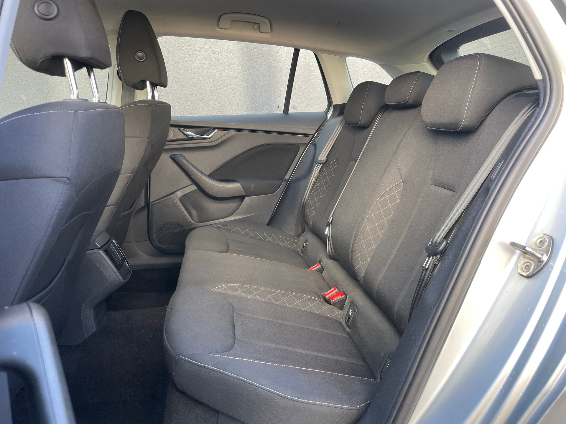 SKODA Scala 1.0 TSI Ambition-image-11