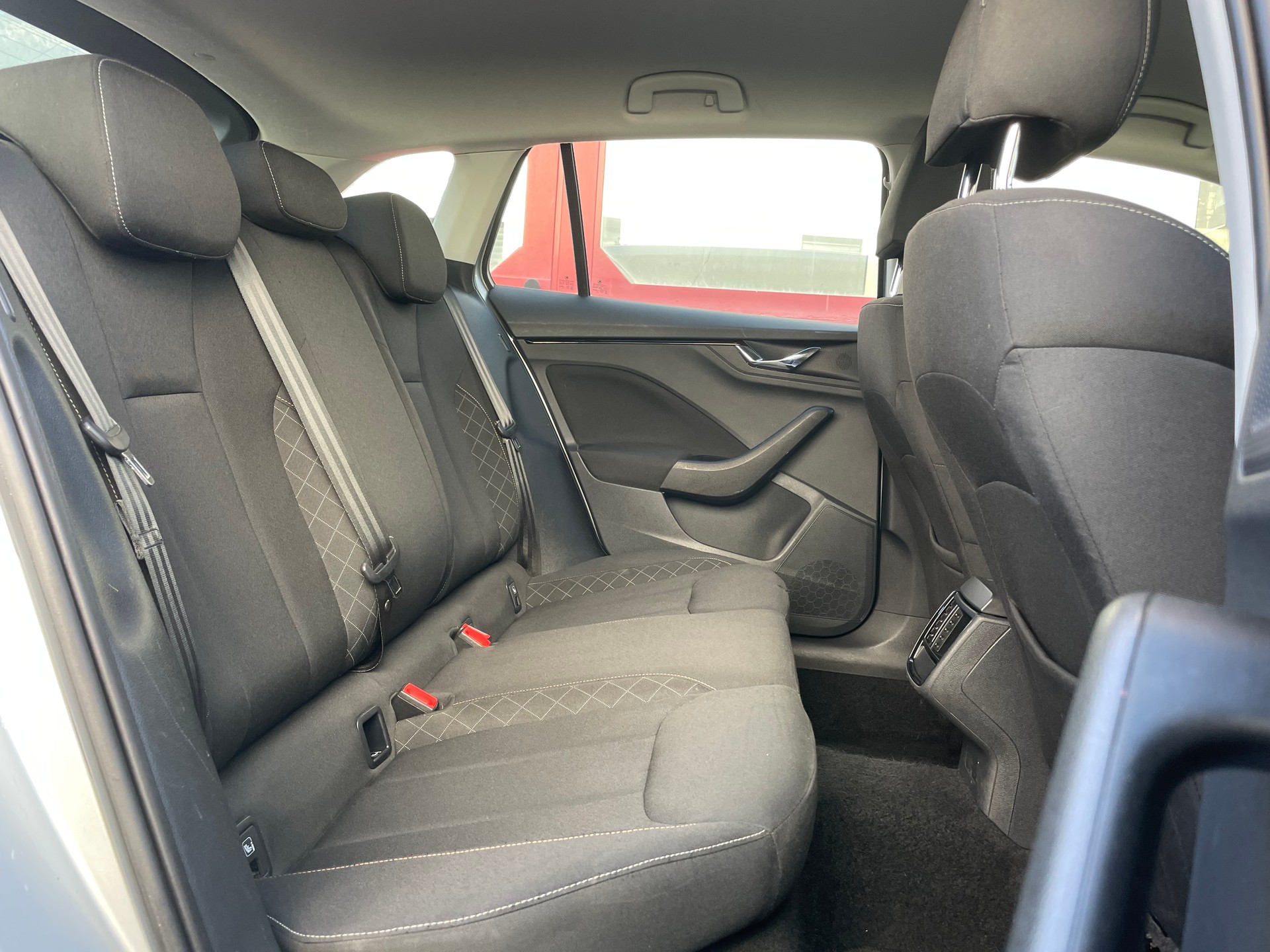 SKODA Scala 1.0 TSI Ambition-image-13