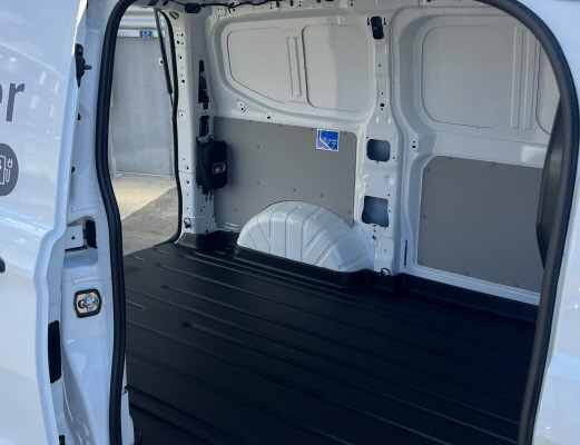 VW e-Transporter 63,8 kWh-image-4