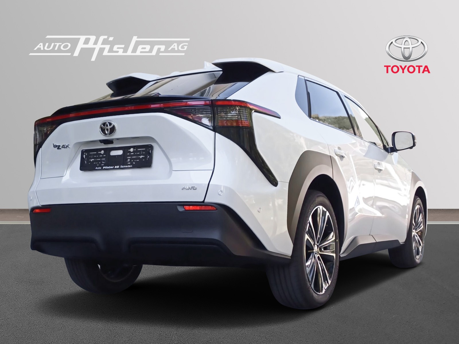 TOYOTA bZ4X Premium AWD-image-2