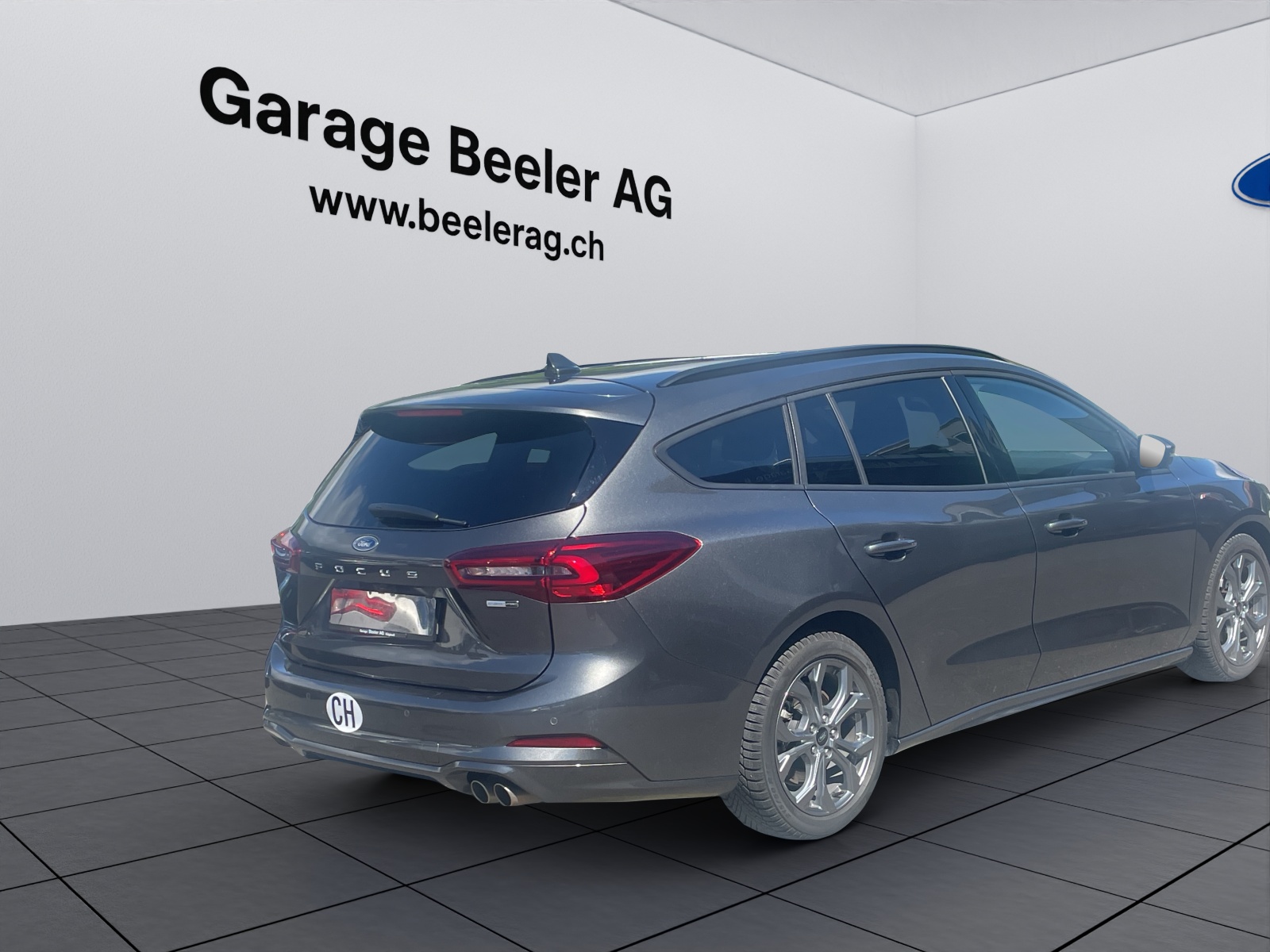 FORD Focus Station Wagon 1.0i EcoB Hybrid 155 ST-Line-image-3