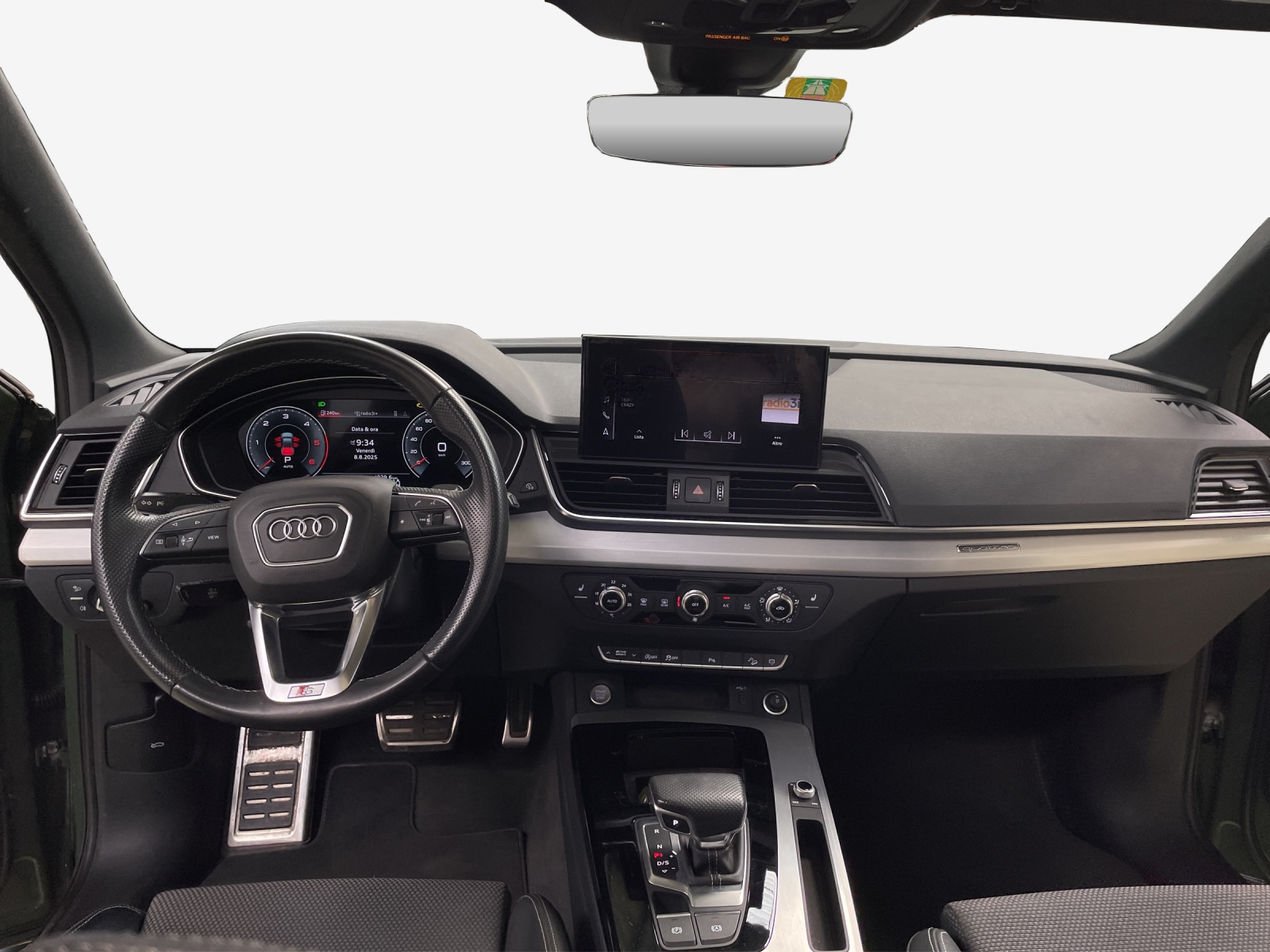AUDI Q5 40 TDI Black Edition quattro S-tronic-image-8