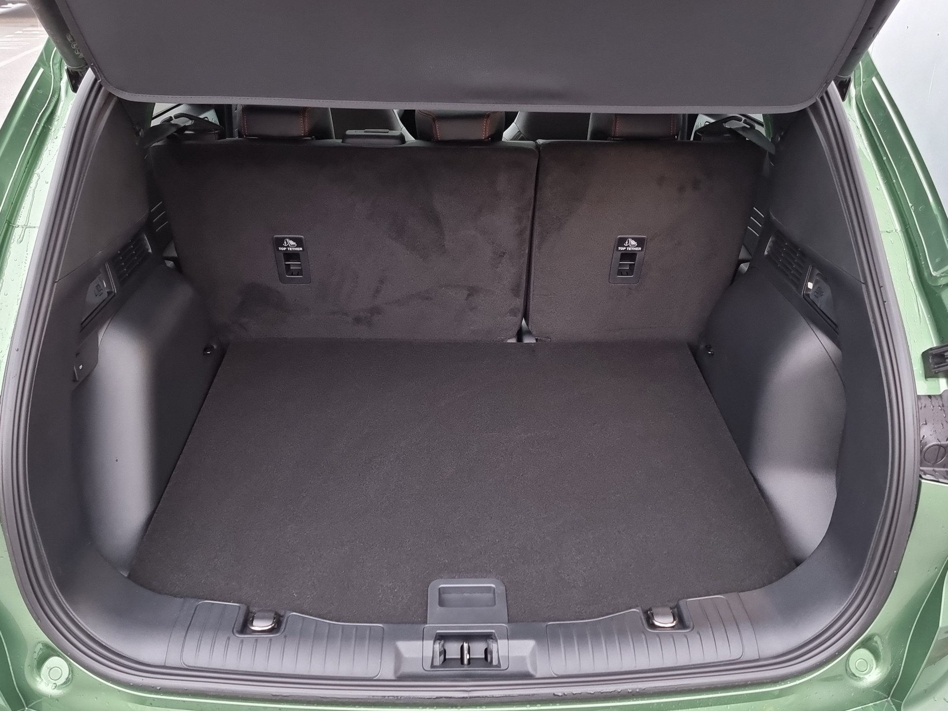 FORD Kuga 2.5 Hybrid ST-Line X 4x4-image-15