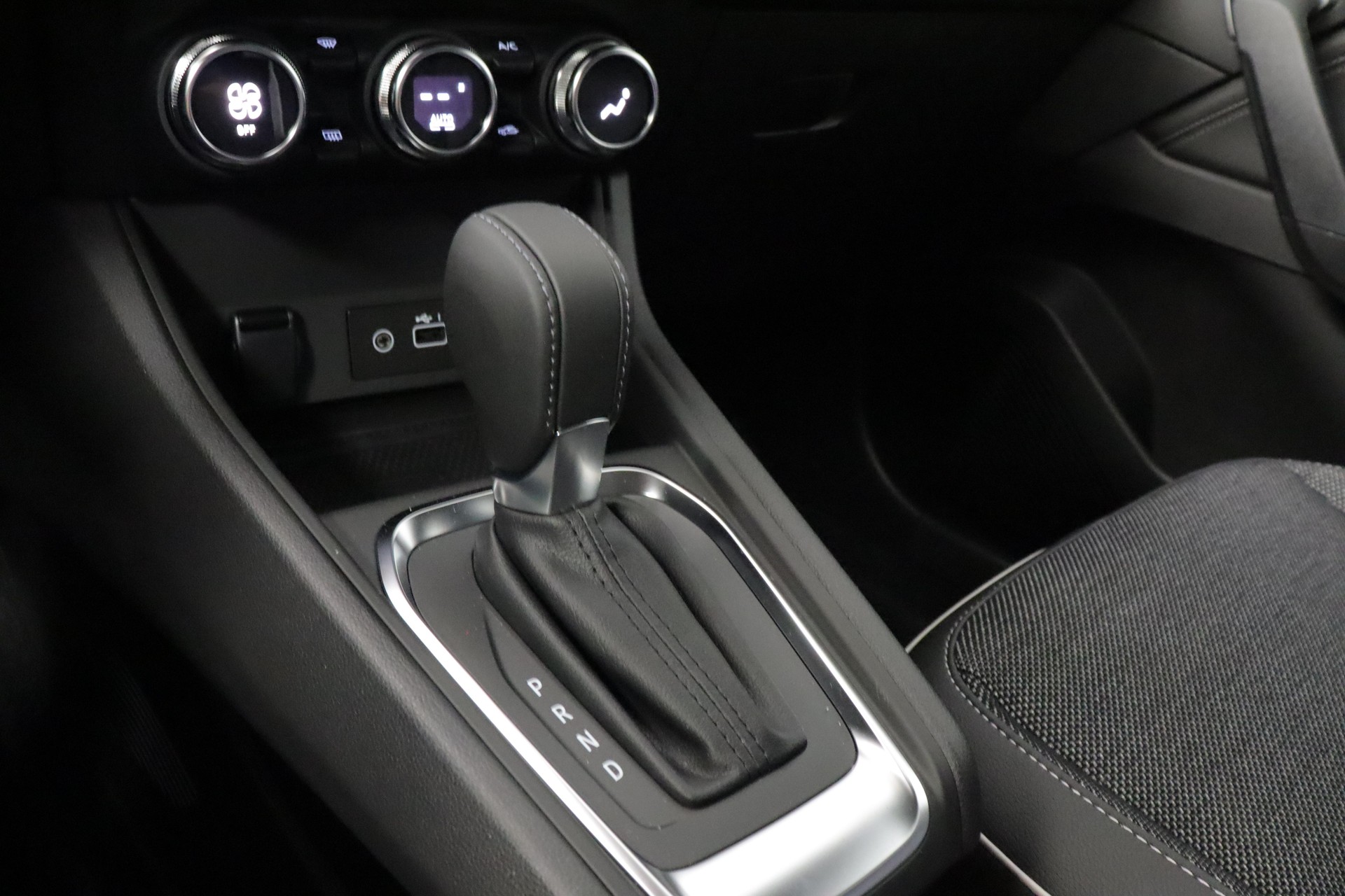 MITSUBISHI ASX 1.3 MH Intense-image-13