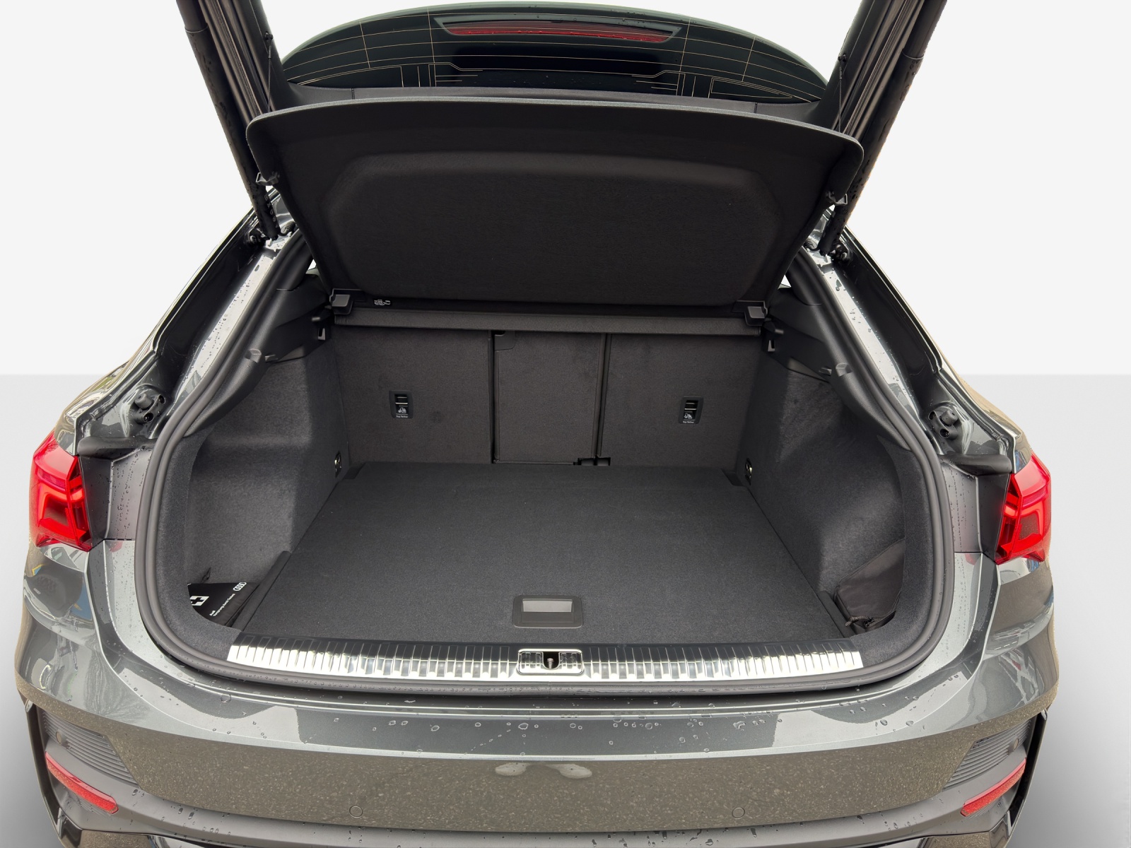 AUDI Q3 Sportback 35 TFSI S line Attraction S-tronic-image-12