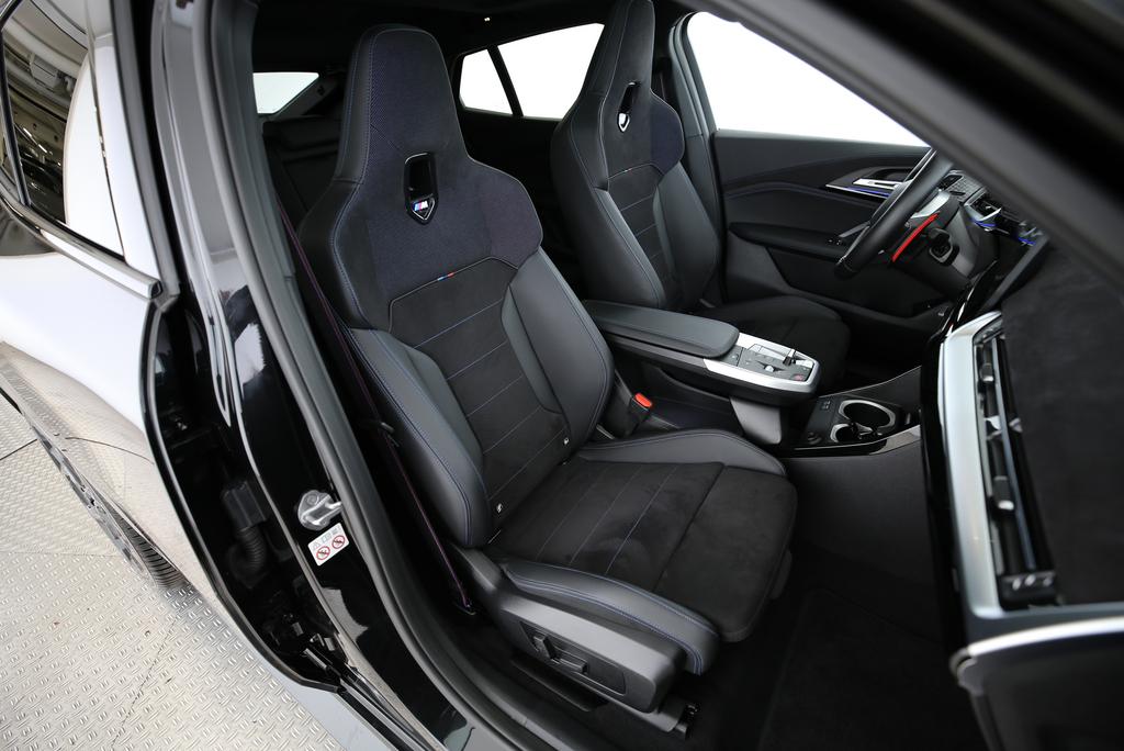 BMW X2 M35i-image-12