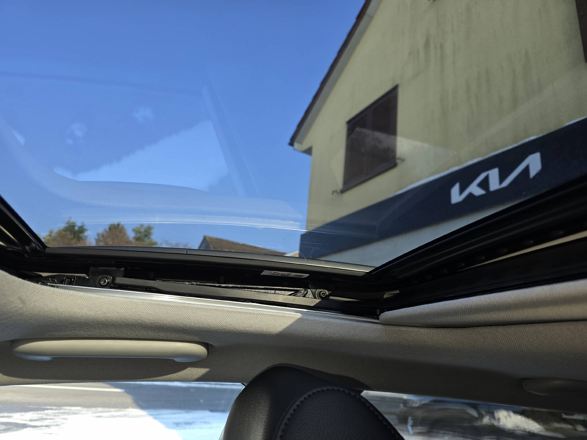 KIA Stonic 1.0 T-GDi MHEV GT-Line-image-9