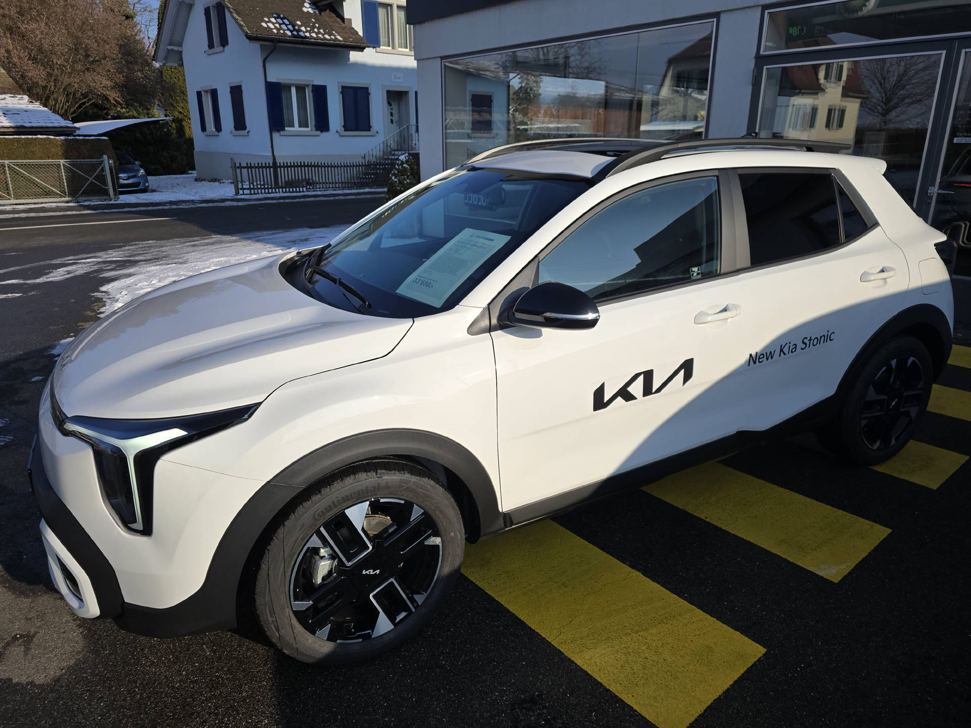 KIA Stonic 1.0 T-GDi MHEV GT-Line-image-1