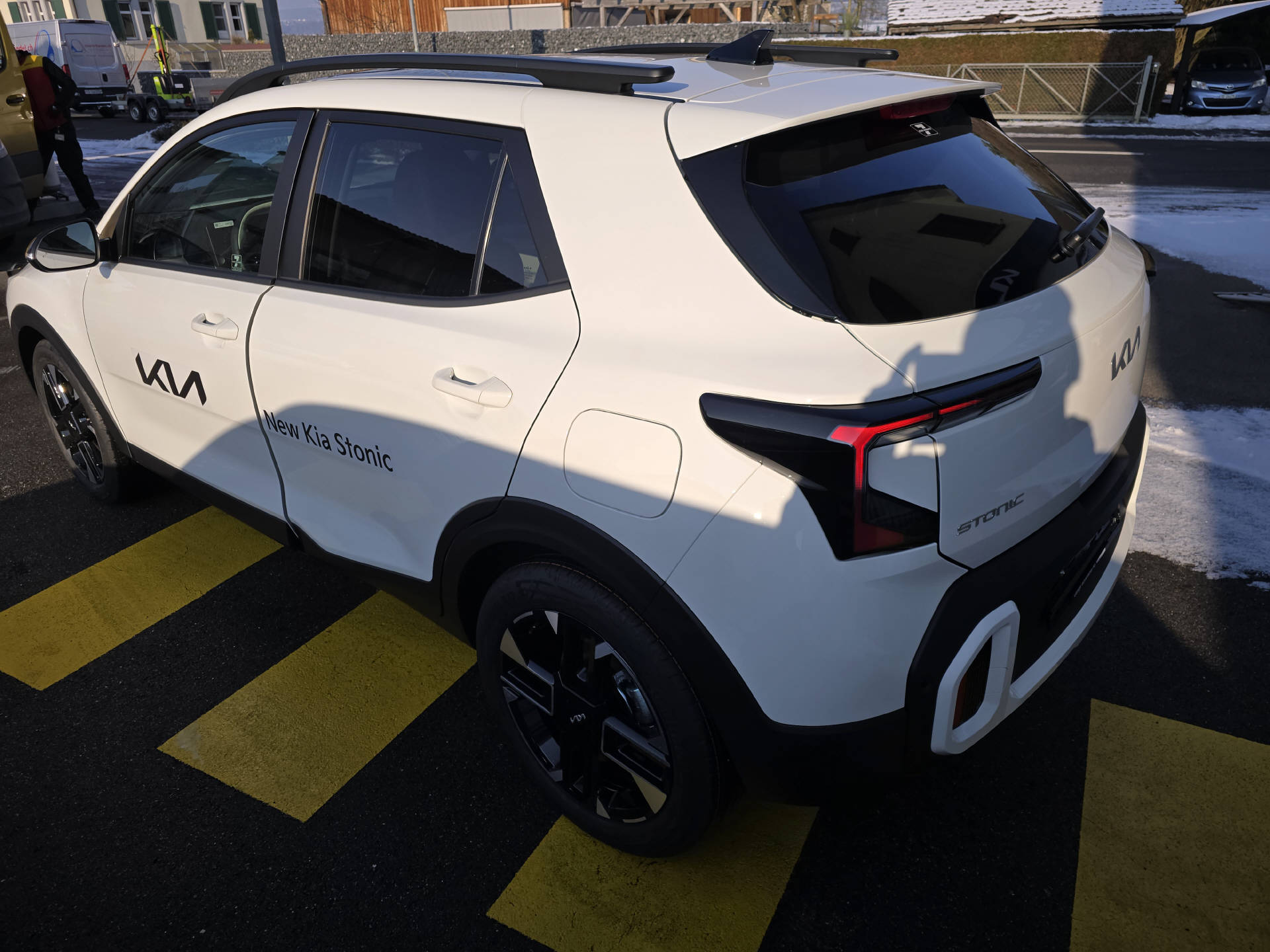 KIA Stonic 1.0 T-GDi MHEV GT-Line-image-2