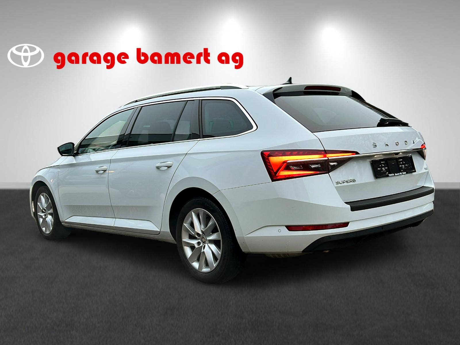 SKODA Superb Combi 2.0 TDI 200 Style 4x4 DSG-image-3