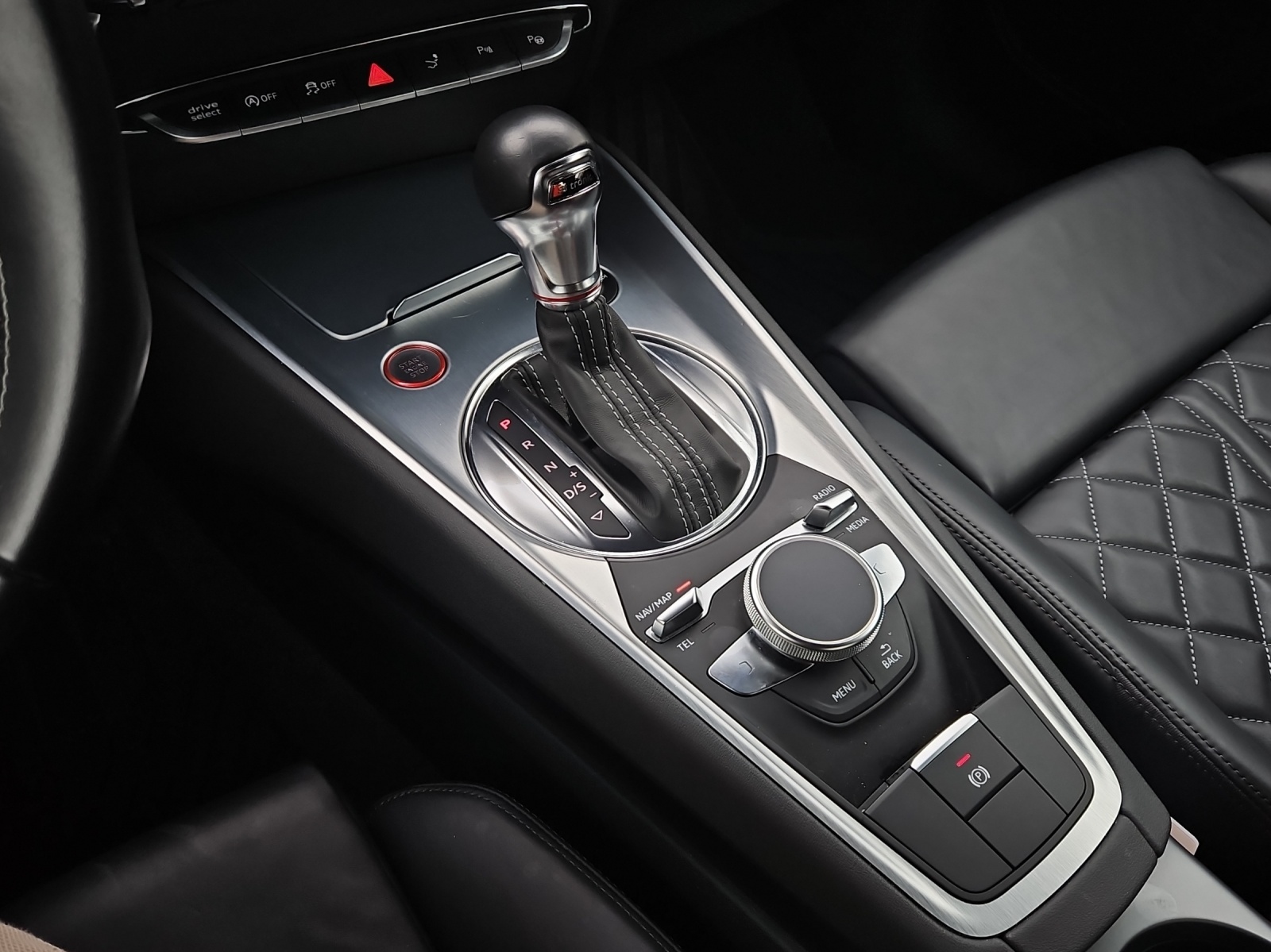 AUDI TTS Coupé 2.0 TFSI quattro S-tronic-image-10