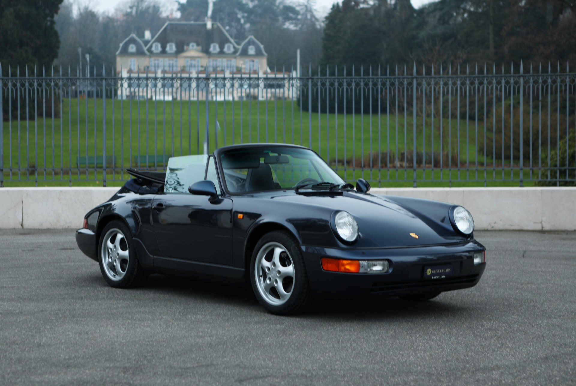 PORSCHE 911 Carrera 2 Cabrio 964-image-9