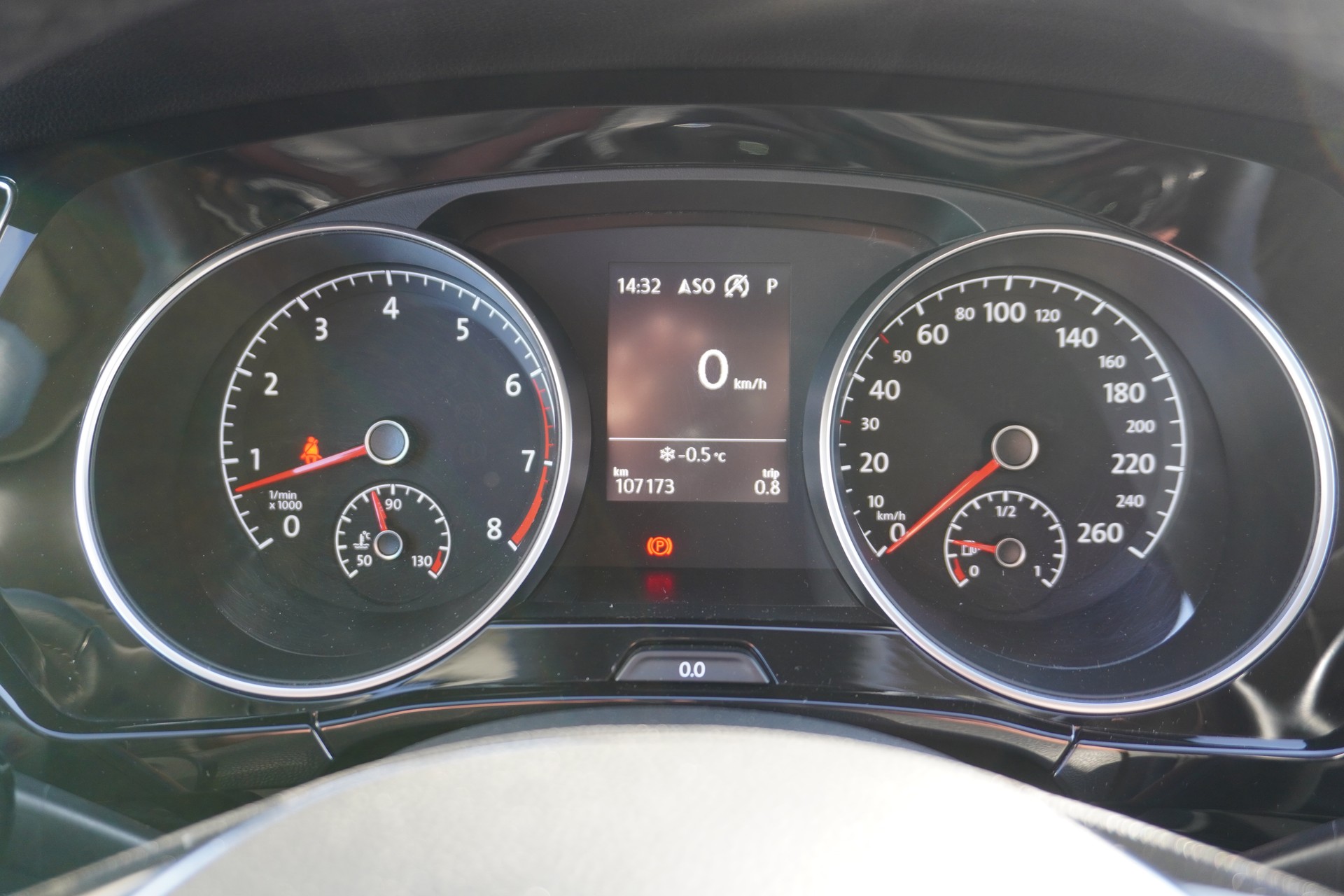 VW Touran 1.5 TSI EVO Comfortline DSG 7-PLÄTZER!!!-image-17