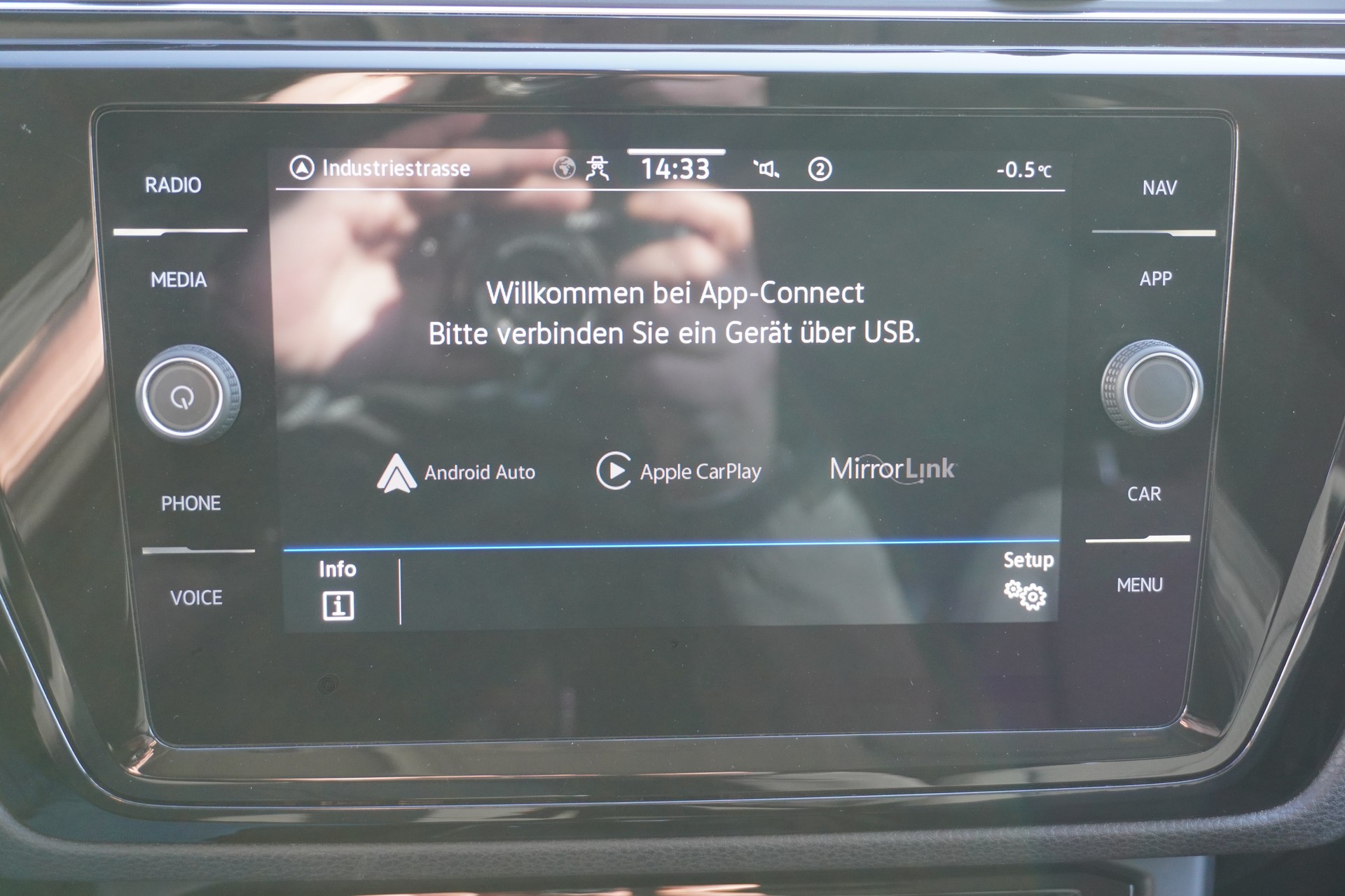 VW Touran 1.5 TSI EVO Comfortline DSG 7-PLÄTZER!!!-image-25