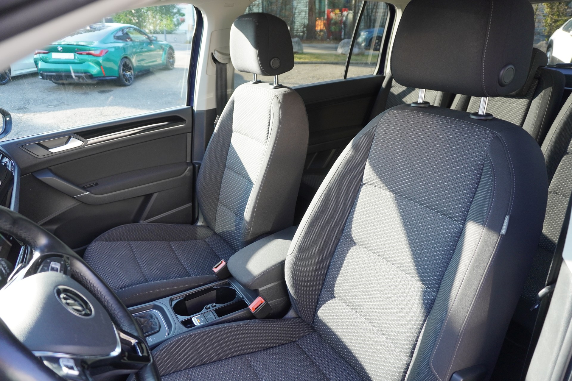 VW Touran 1.5 TSI EVO Comfortline DSG 7-PLÄTZER!!!-image-11
