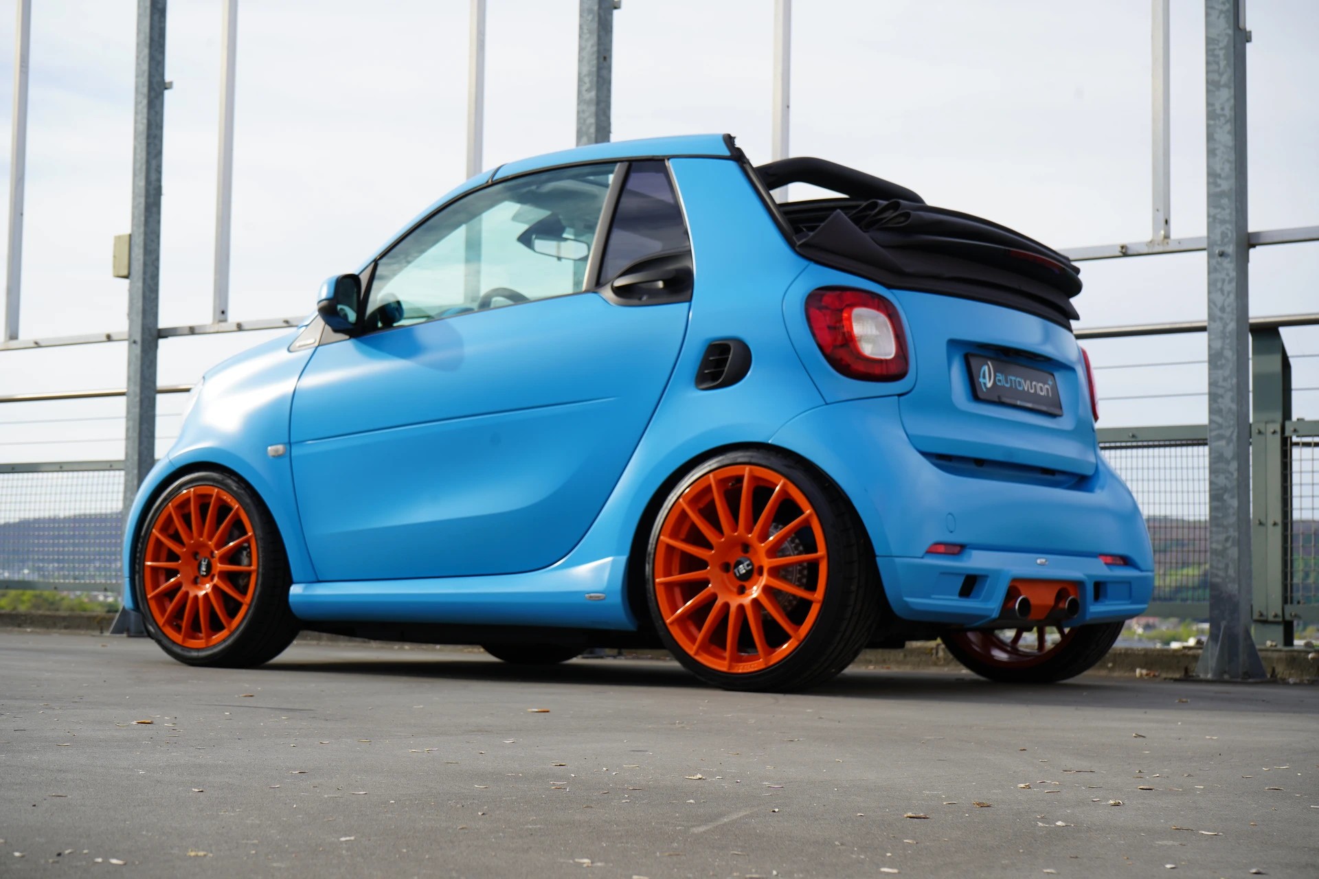 SMART FORTWO BRABUS LORINSER EDITION TWINMATIC l 90 PS-image-11