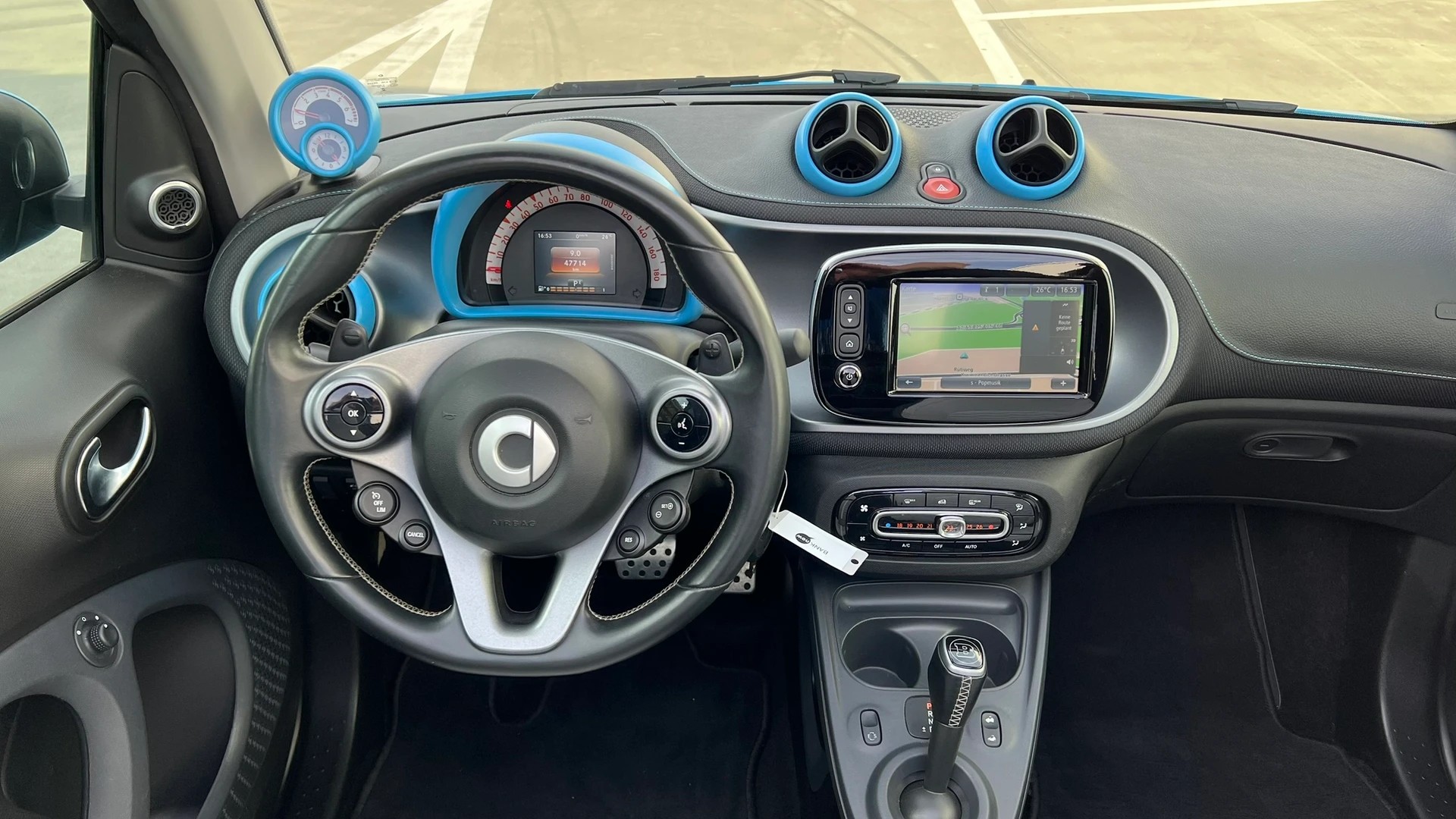 SMART FORTWO BRABUS LORINSER EDITION TWINMATIC l 90 PS-image-22
